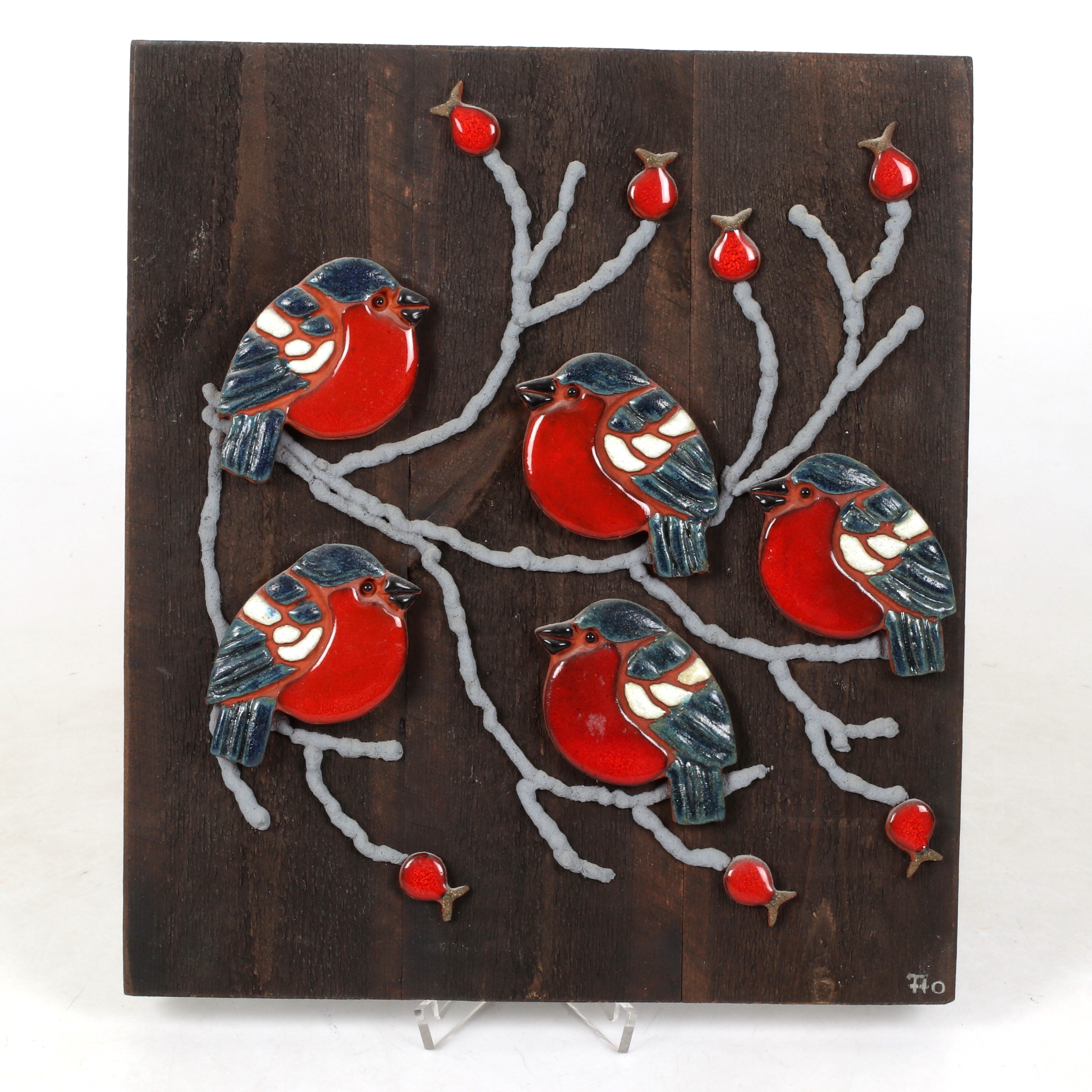 THOMAS HELLSTRÖM. Väggrelief, fåglar, keramik och trä, Nittsjö, signerad.