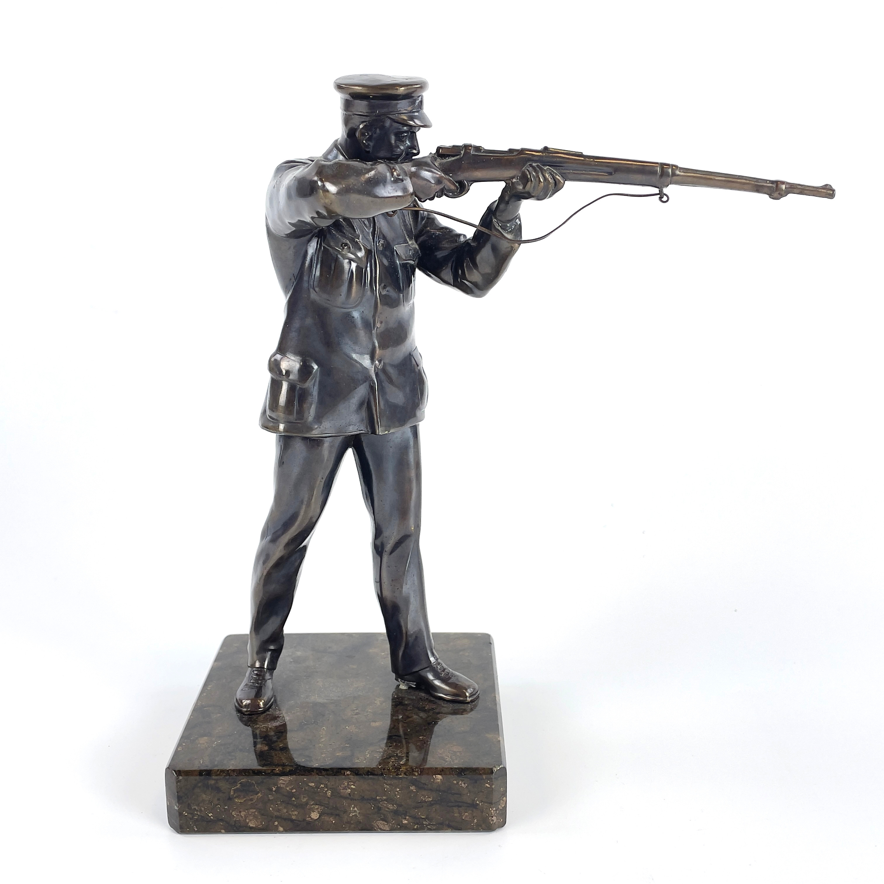 FIGURIN, metall/sten, Skytt, 1900-talets andra hälft.