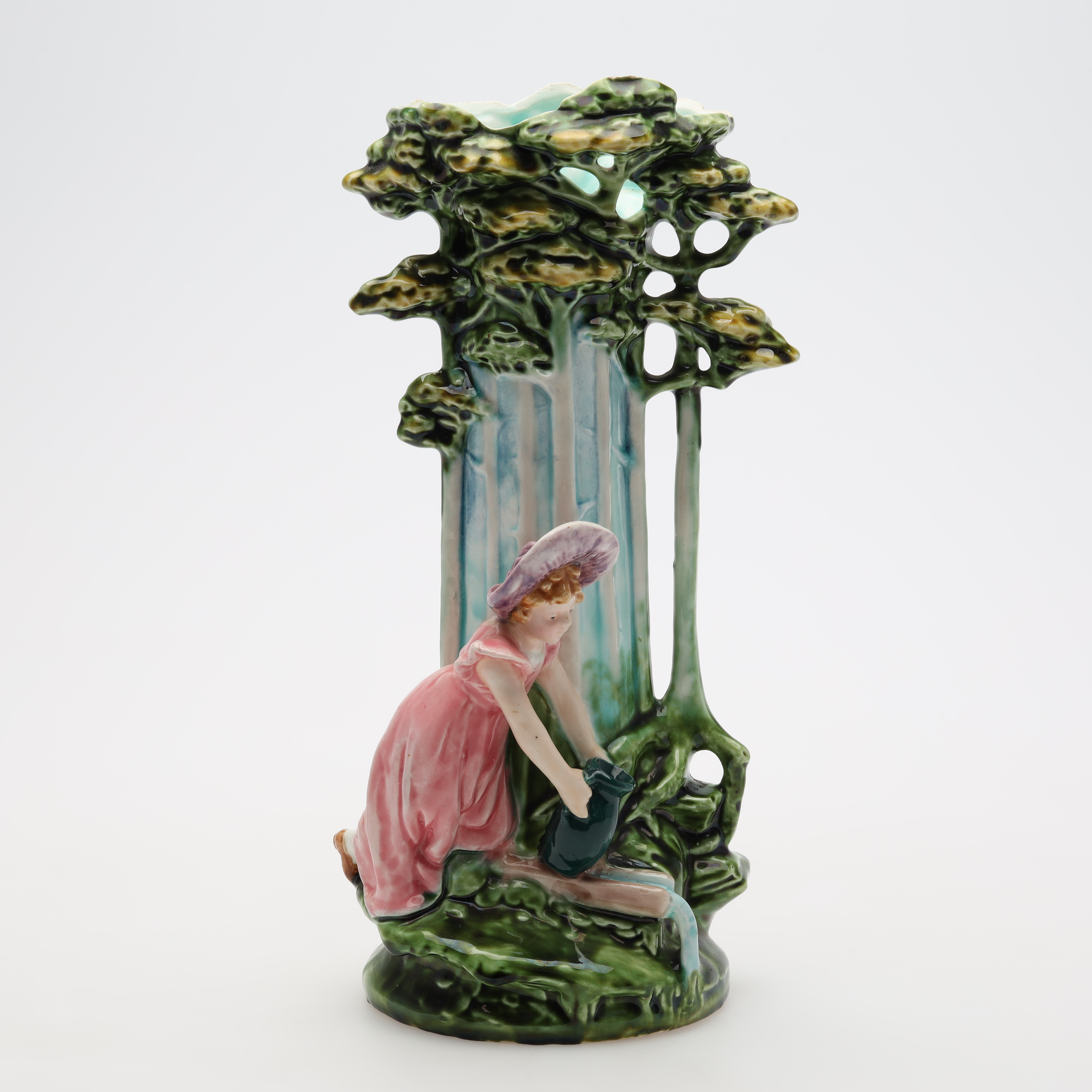 VAS, porslin. 1900-talets första hälft.