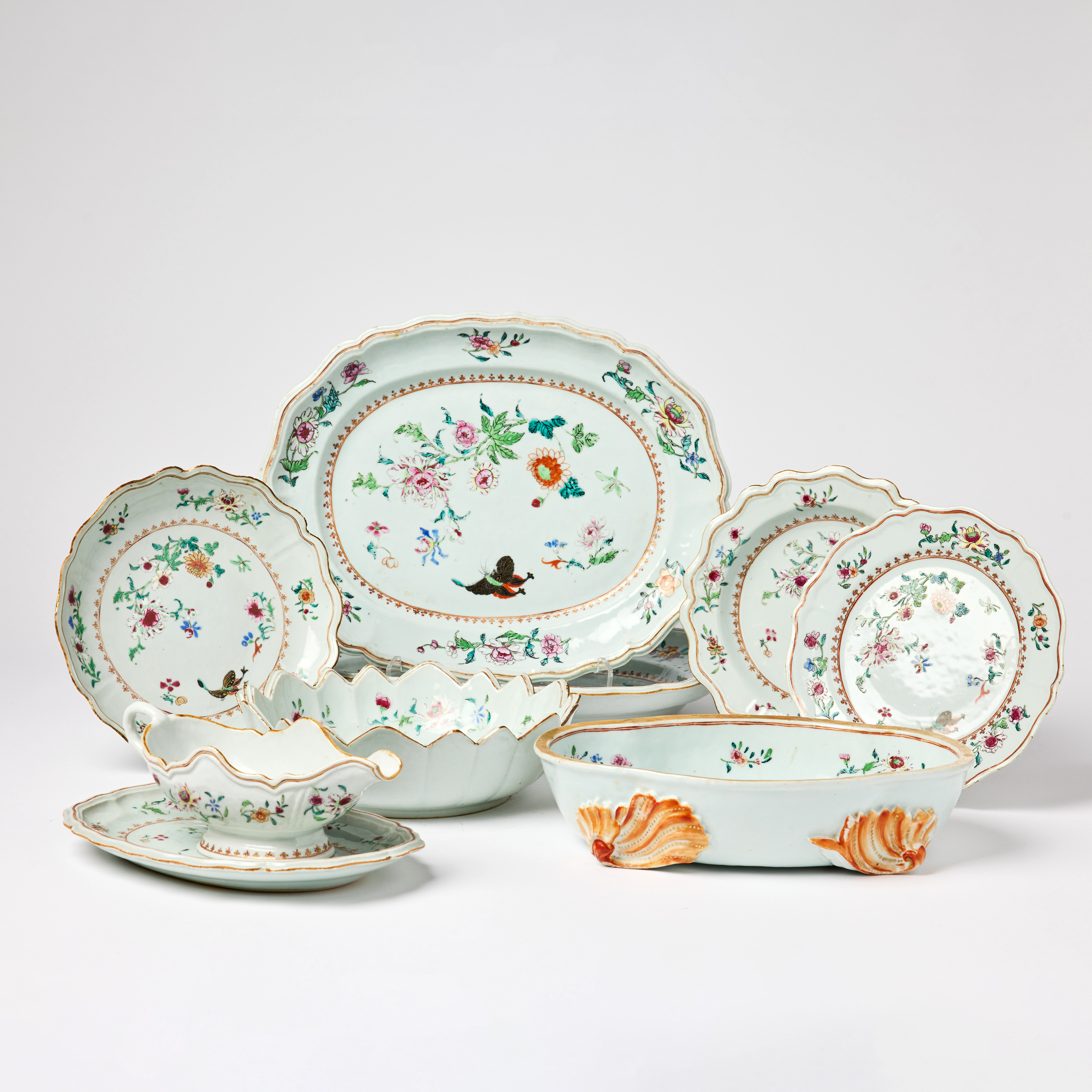 A Chinese Qianlong Famille Rose Dinner Service.