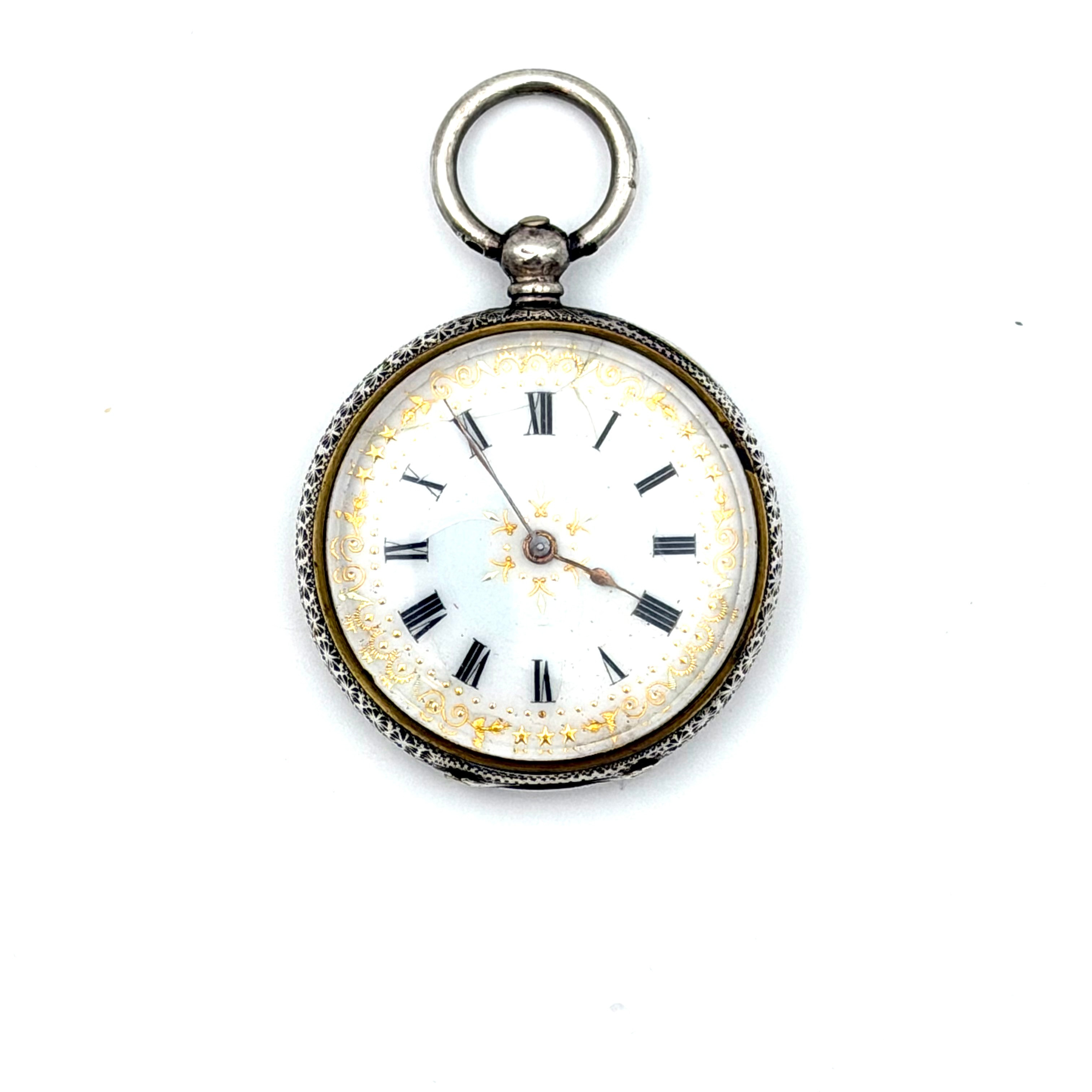 FICKUR, England, nyckeldragare, subsekund, boett och innerboett i silver/935, rikt graverad dekor, urtavla med romerska siffror.