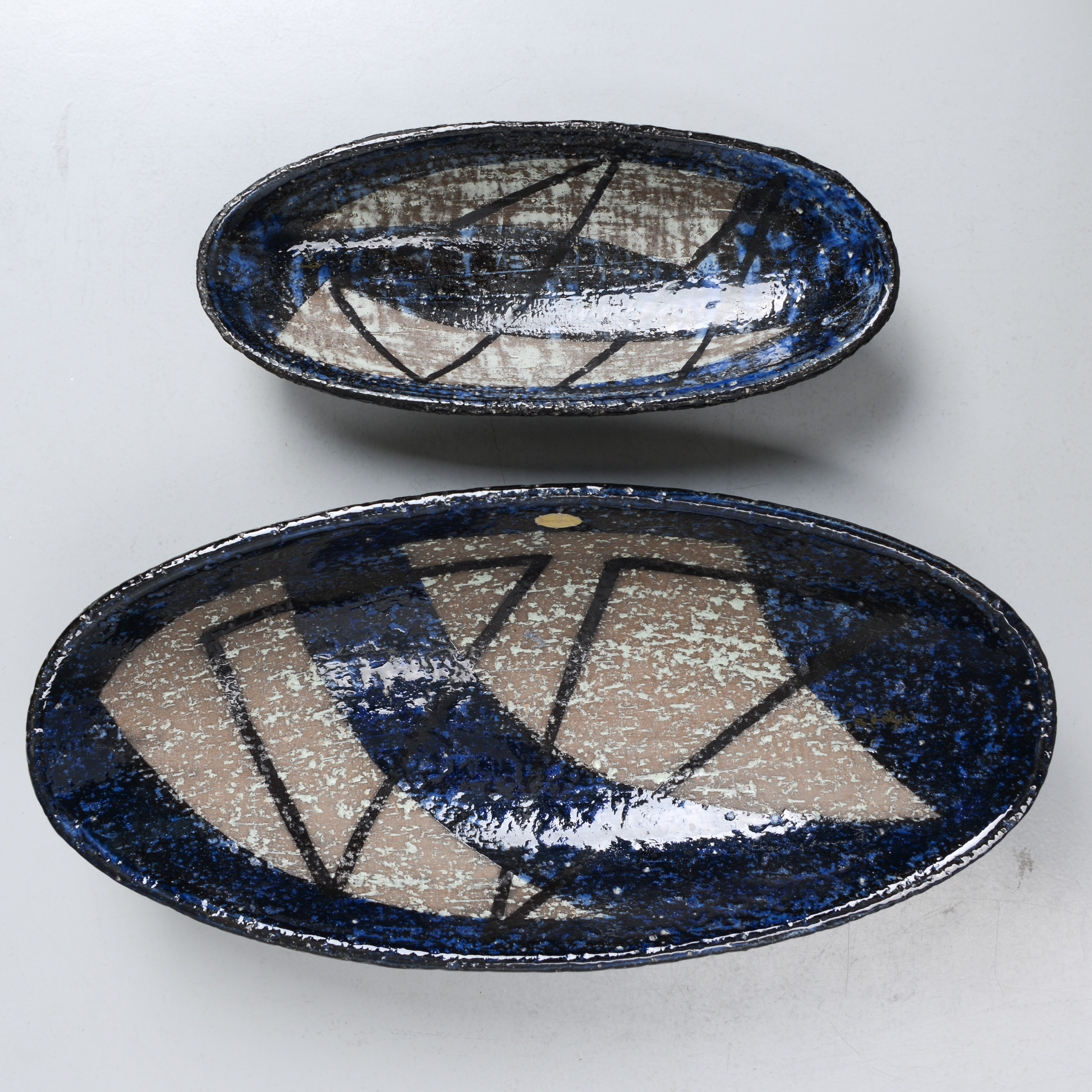 INGRID ATTERBERG. "Chamotte", skålar, 2 st, Upsala-Ekeby, 1957-59.