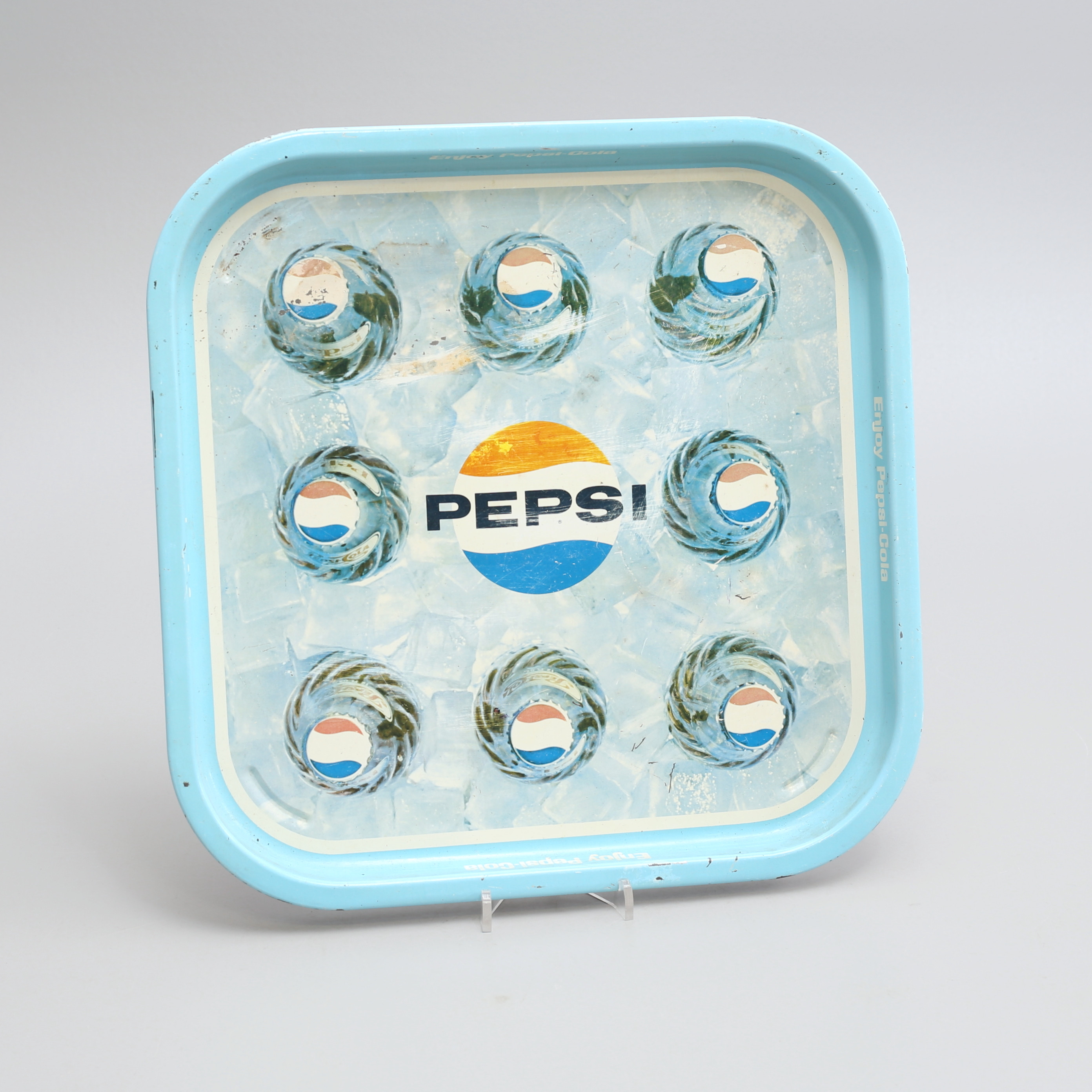 SERVERINGSBRICKA, "Enjoy Pepsi-Cola", omkring 1900-talets mitt.