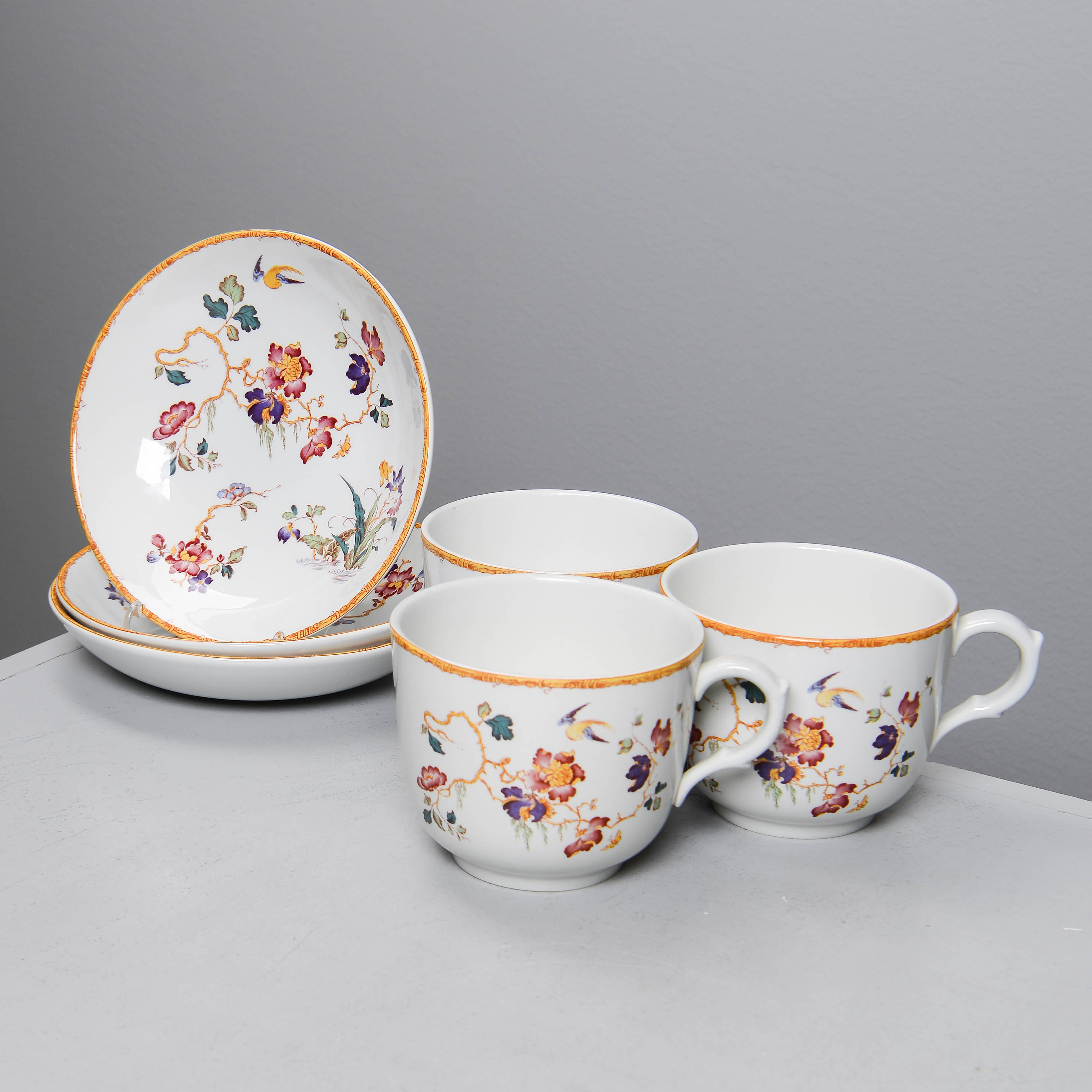 WEDGWOOD, frukostservisdelar för 3 personer, "Devon Rose", Georgetown Collection, England (6 delar).