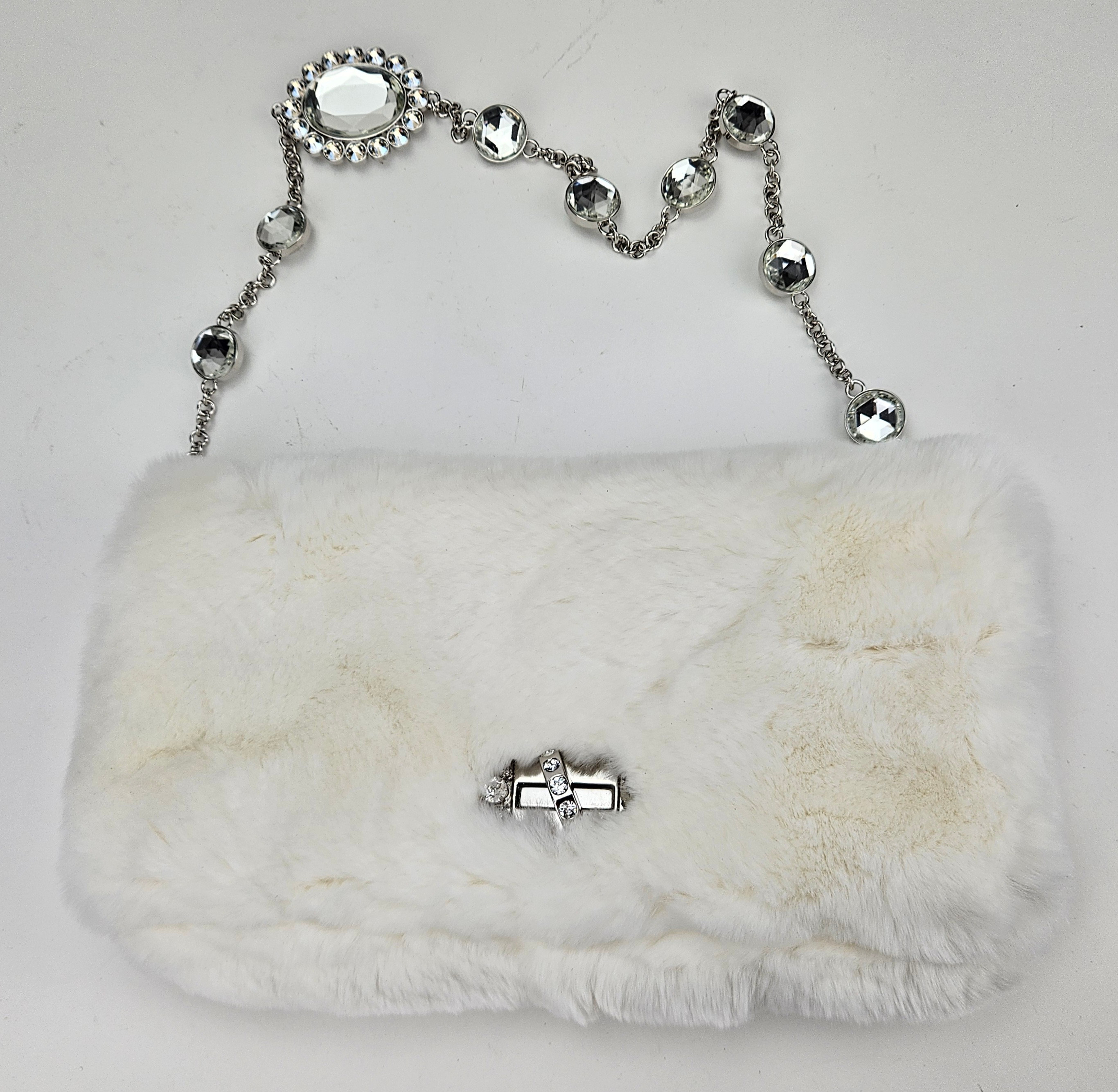MIU MIU. Väska. Miu Crystal Rabbit Handbag.