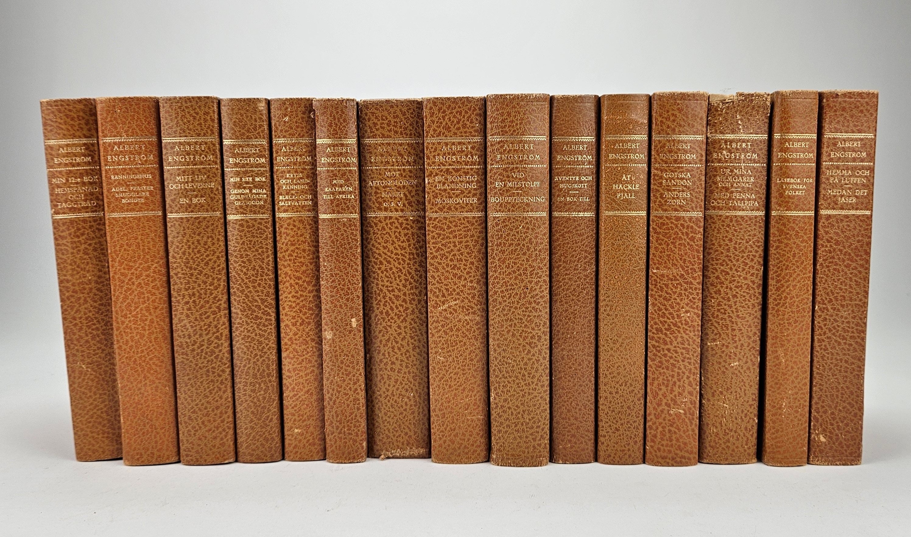 ALBERT ENGSTRÖM. Böcker, 15 st, helskinn, Skrifter av Albert Engström, Albert Bonniers förlag, 1900-talets mitt.