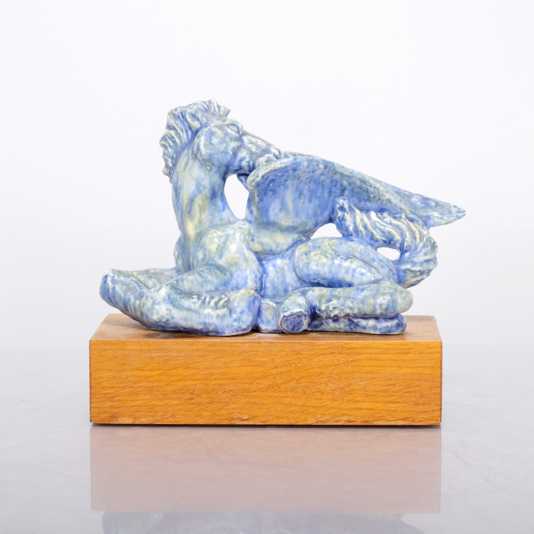 OVE RASMUSSEN. Skulptur, "Pegasus", Keramik.