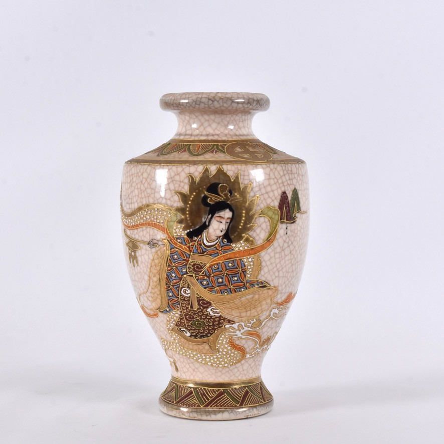 VAS, porslin, Japan Satsuma, Taishô.