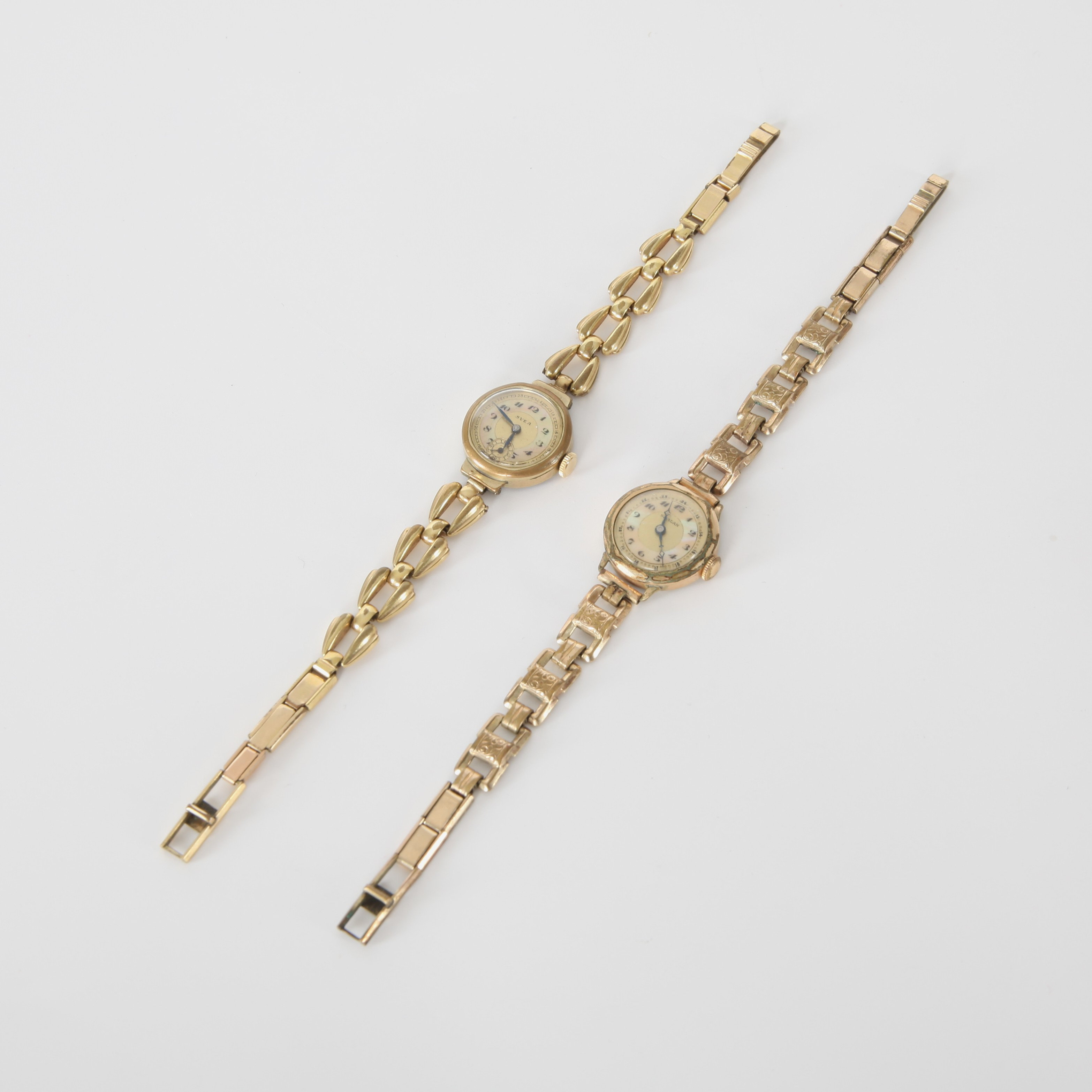 ARMBANDSUR, 2 st, Svea och Svalan, gulddoublé, 1900-talets första hälft.