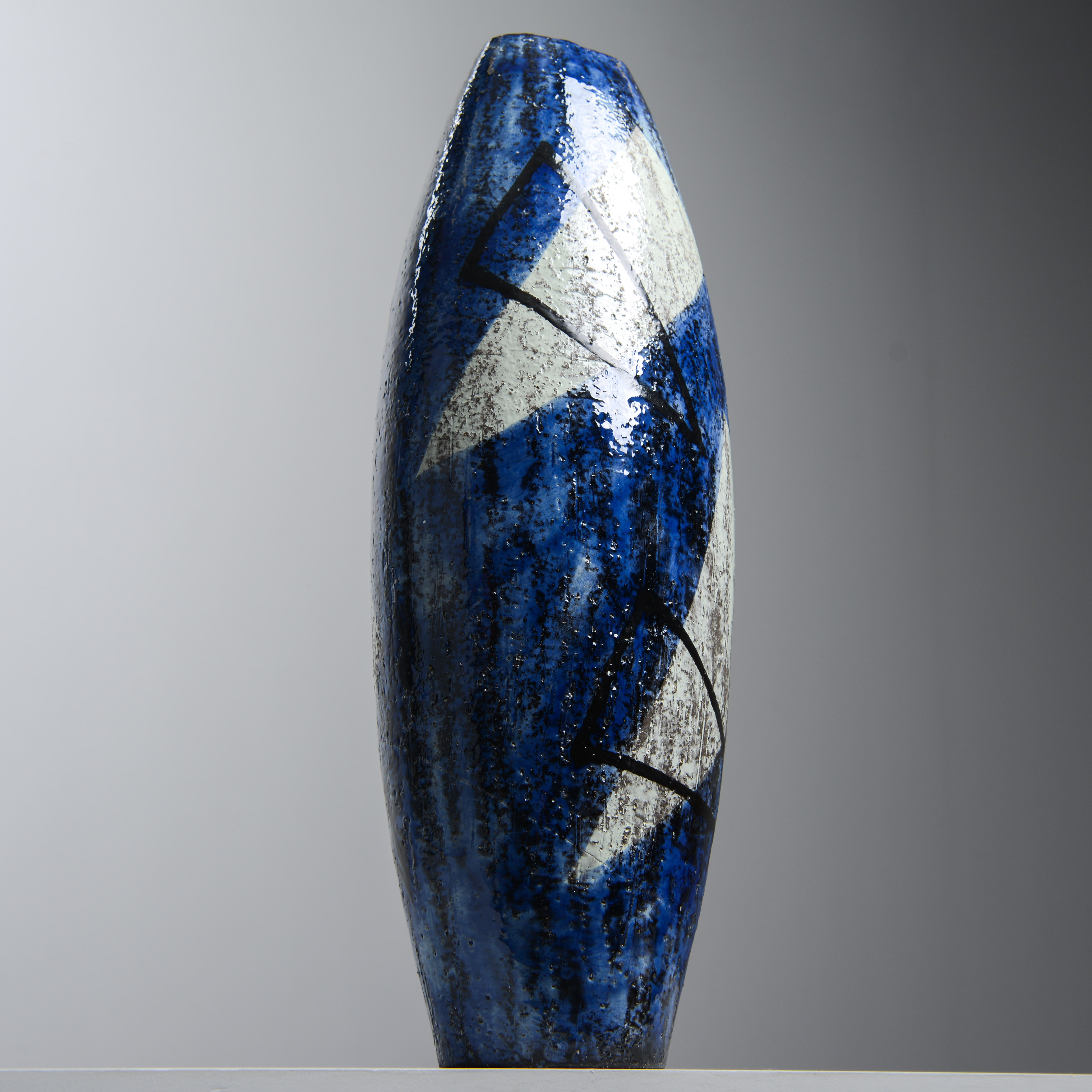 INGRID ATTERBERG. "Chamotte", golvvas, modell 2306, Upsala-Ekeby, 1957-59.