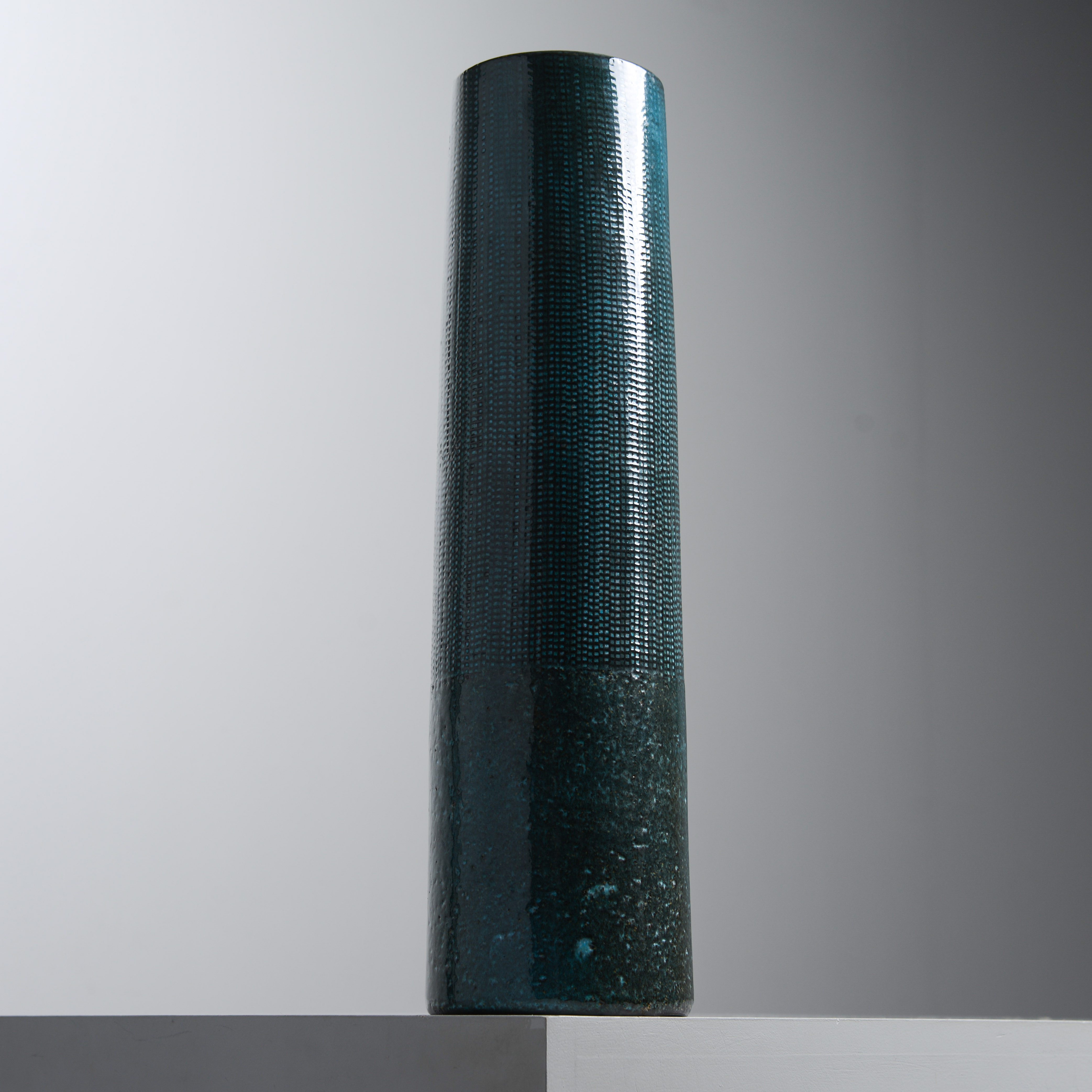 INGRID ATTERBERG. "Gondel", golvvas, modell 2468, Upsala-Ekeby, 1959-67.