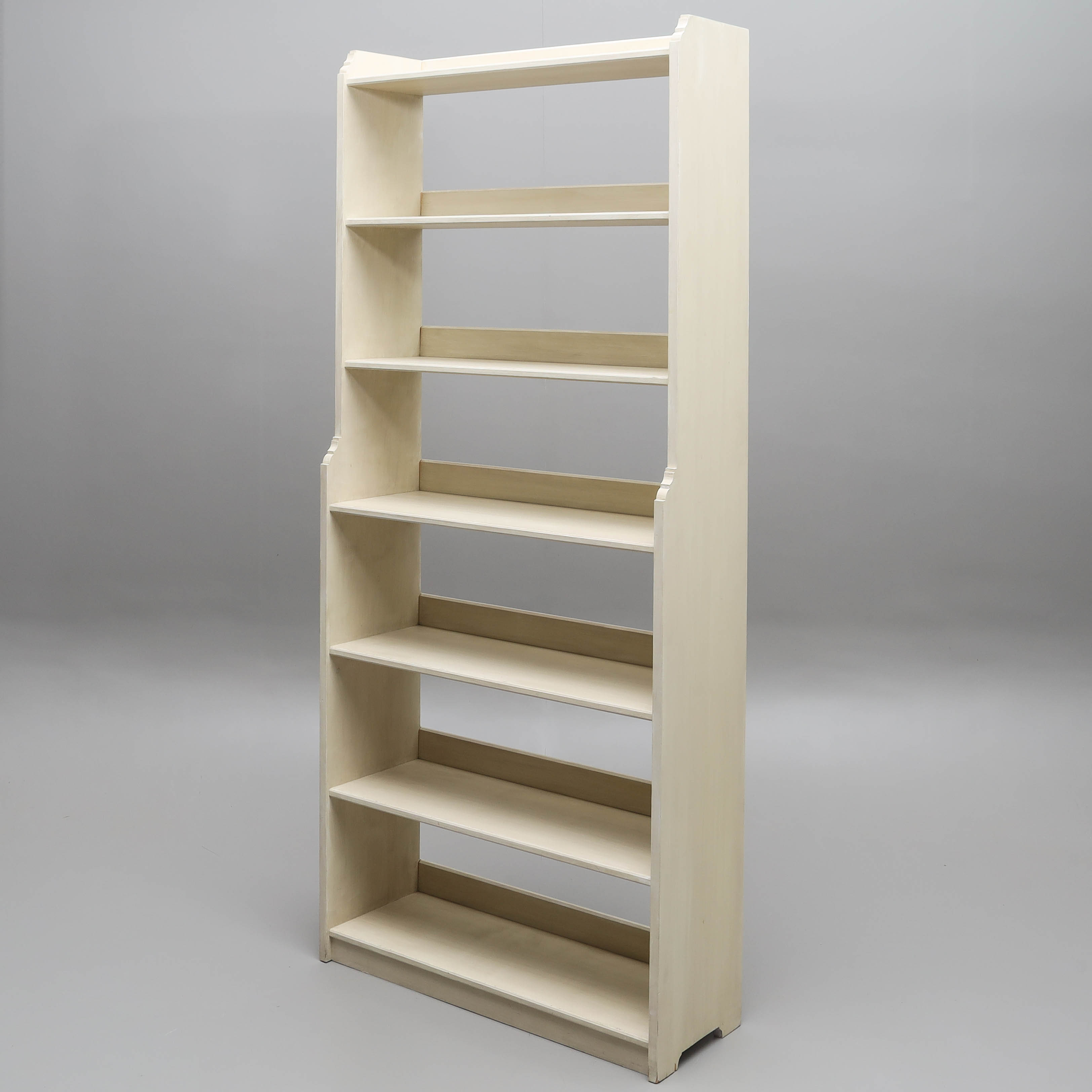 BOKHYLLA, bemålad furu, lantlig stil, 2000-tal.