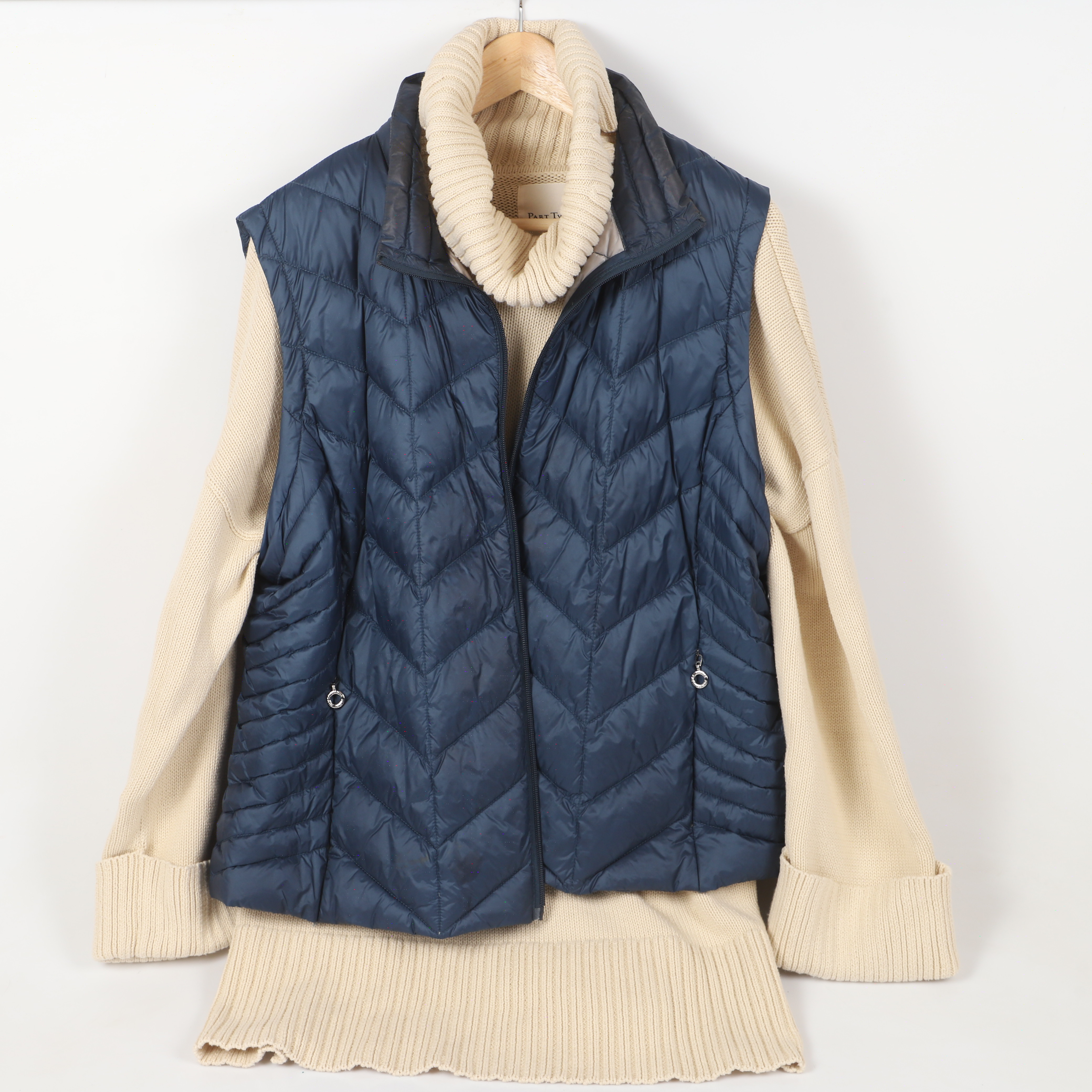 KOFTA SAMT TÄCKVÄST, 2 delar, Part Two samt Junge, Danmark.