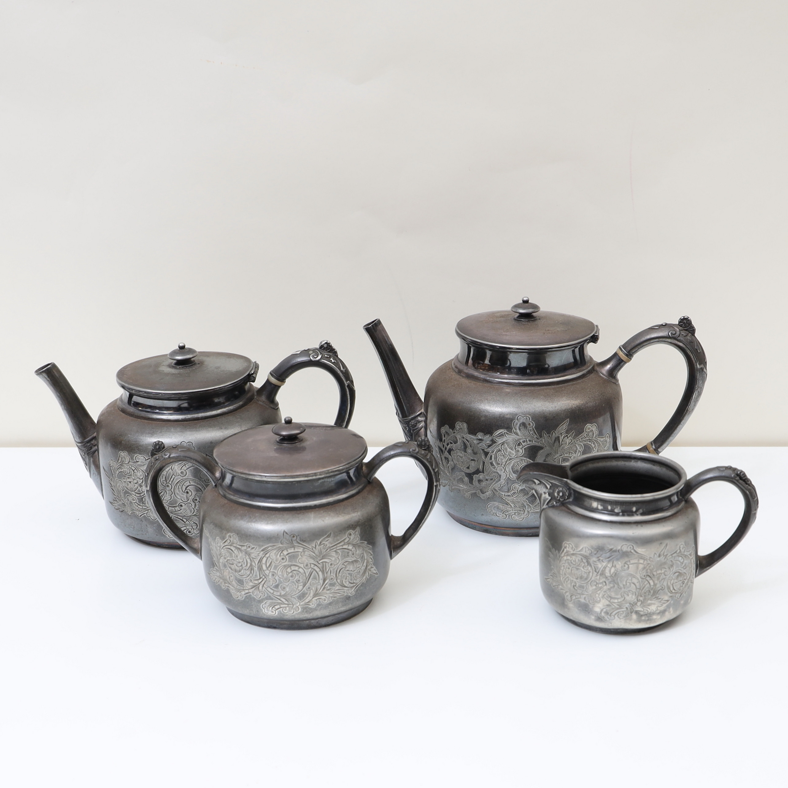 KAFFE SAMT TESERVISDELAR, tidigt 1900-tal, vitmetall.