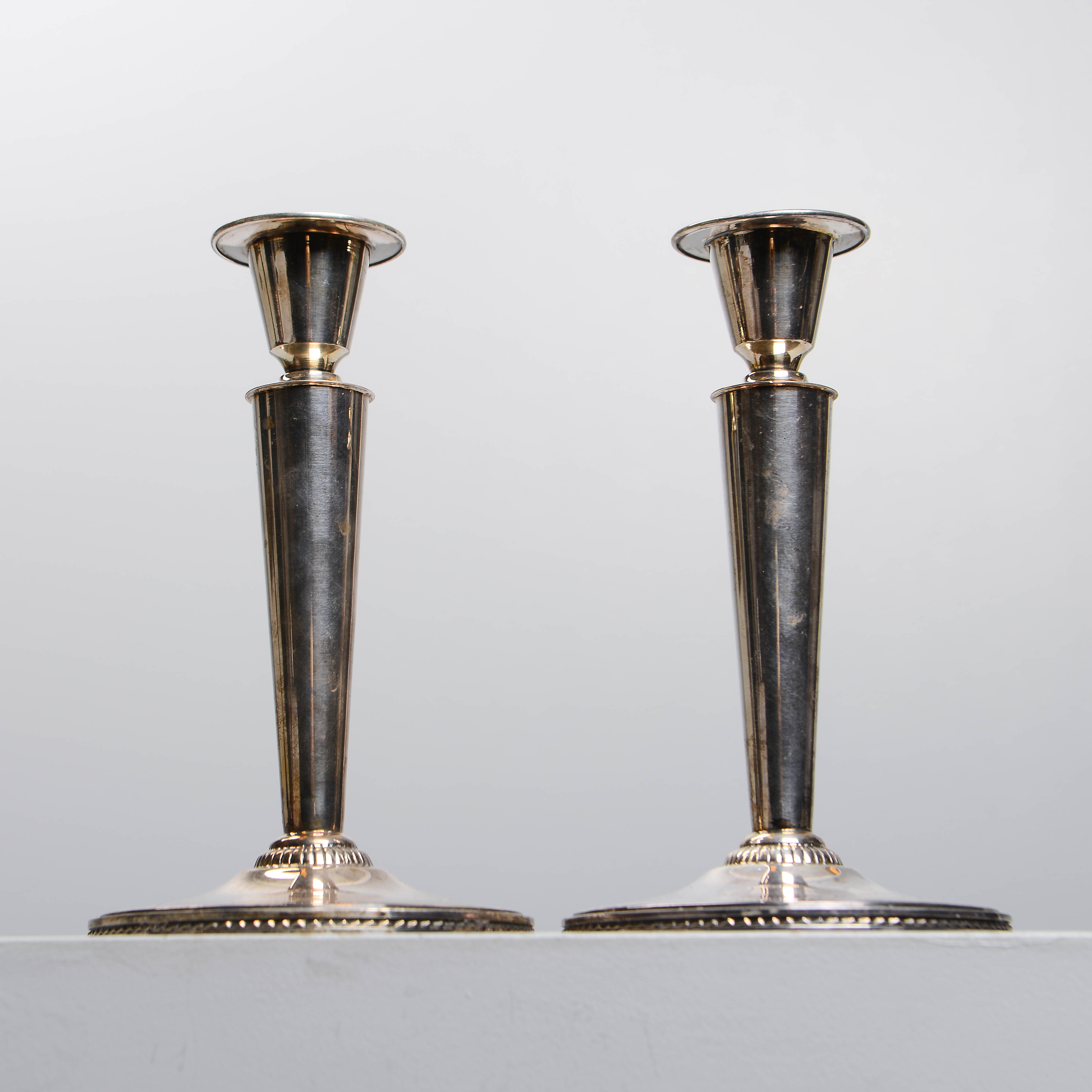 ERIC RÅSTRÖM. Ljusstakar, ett par, silver, Råströms Silver- O Nysilverfabrik, 1973.