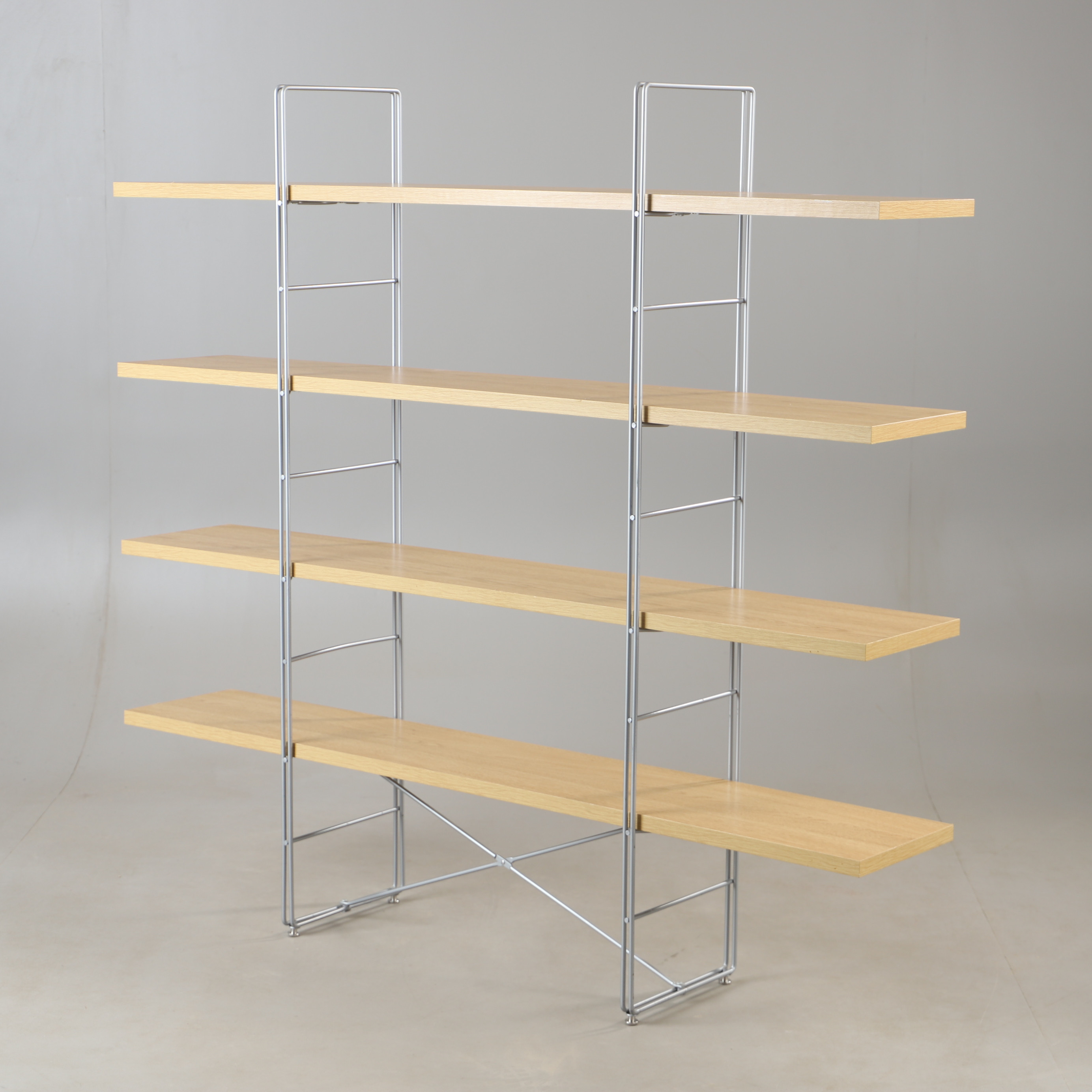 NIELS GAMMELGAARD. Bokhylla, "Enetri", IKEA.