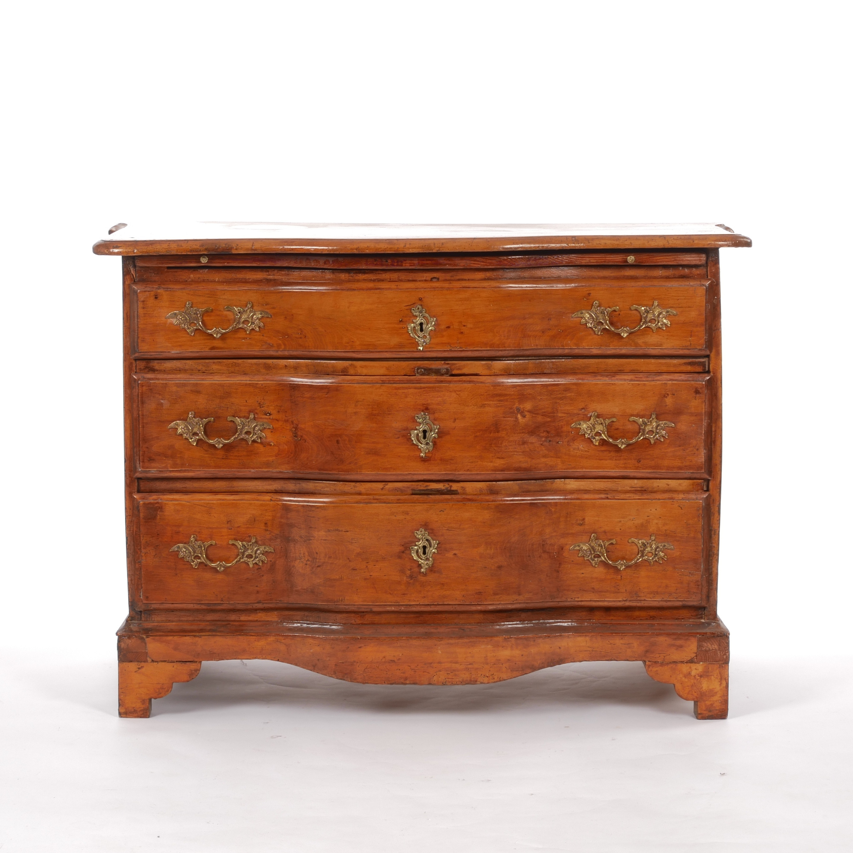 BYRÅ, trelådig med skrivskiva, senbarock 1700-tal.