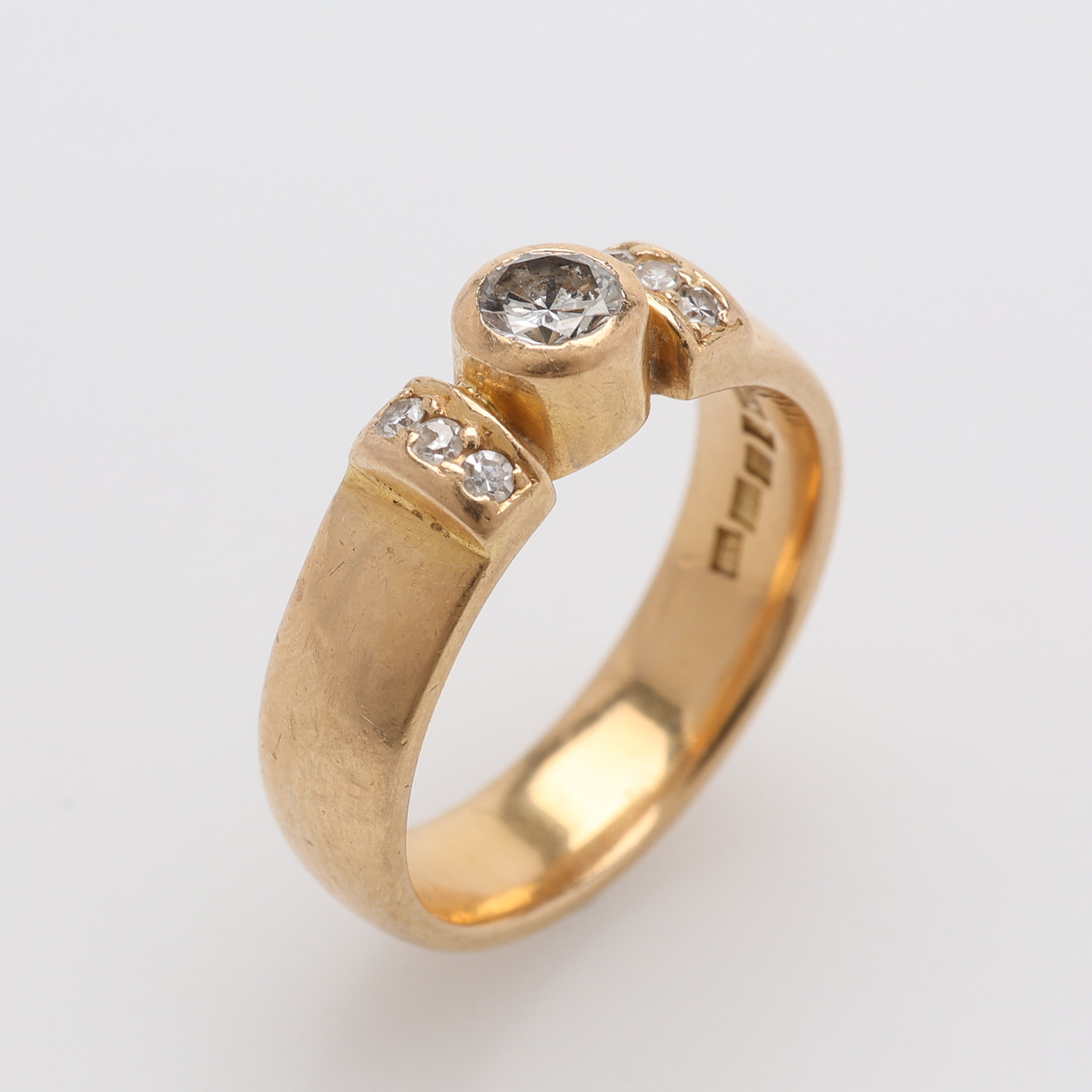 BRILJANTRING 18K, 0,39 CT.