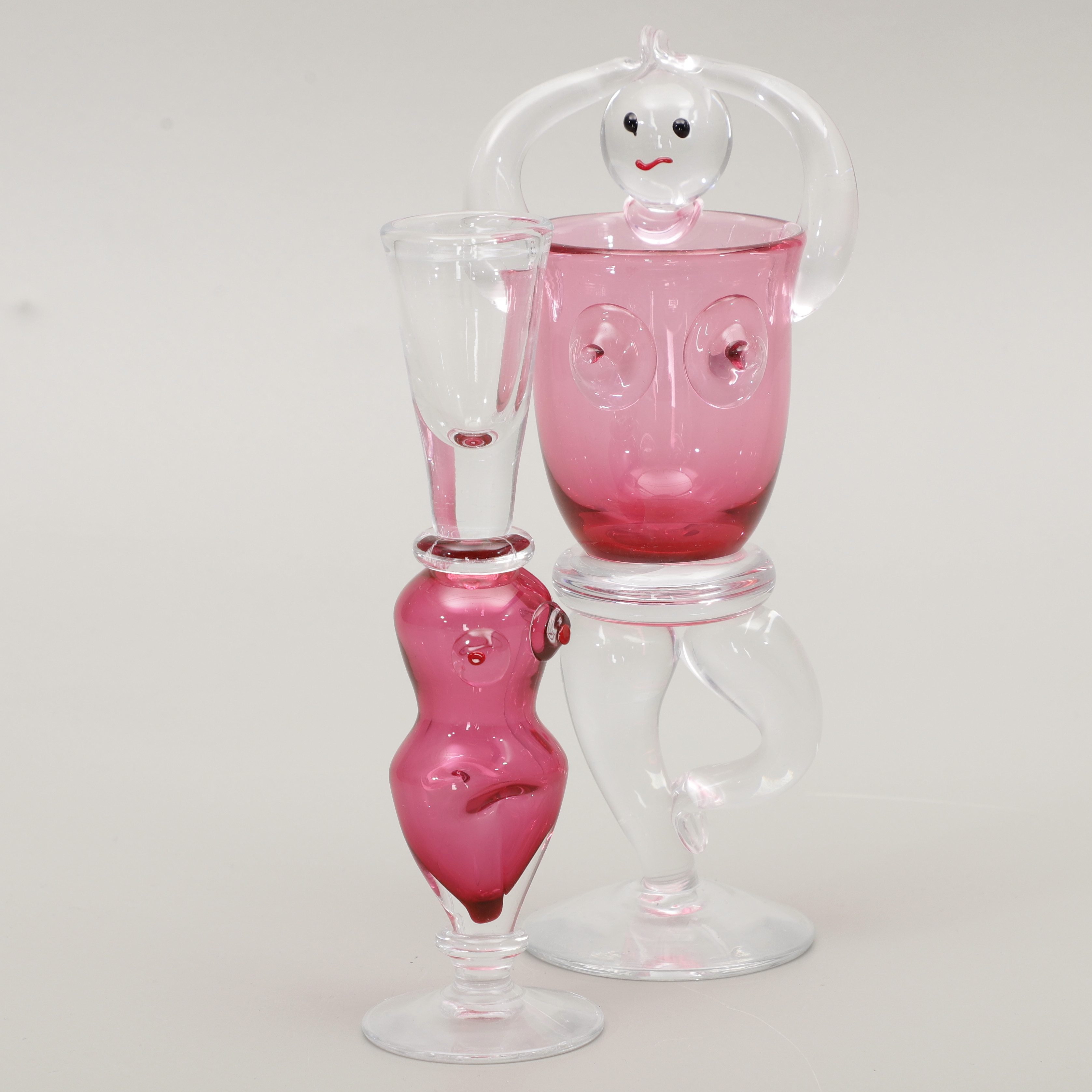 ERIK HÖGLUND. Glas, 2 st, Strömbergshyttan, signerade.