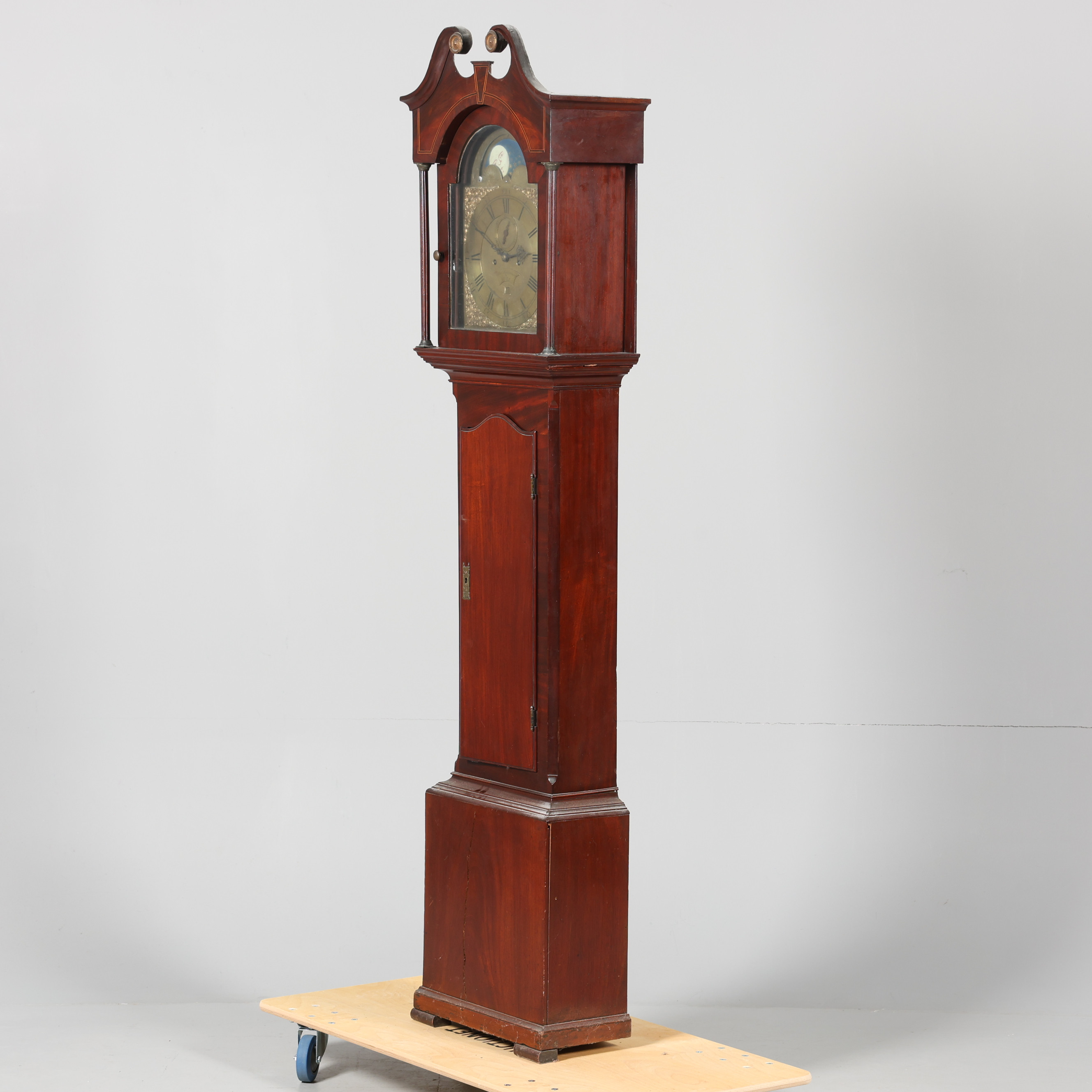 GOLVUR, Empire, 1800-talets första hälft, urtavla med månfas.