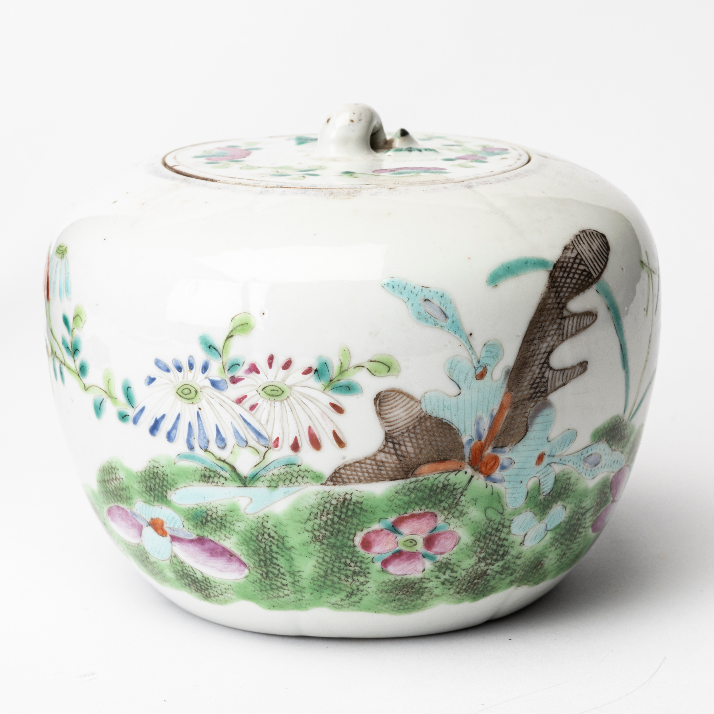 URNA MED LOCK, famille rose, Kina. Guangxu (1875-1908).