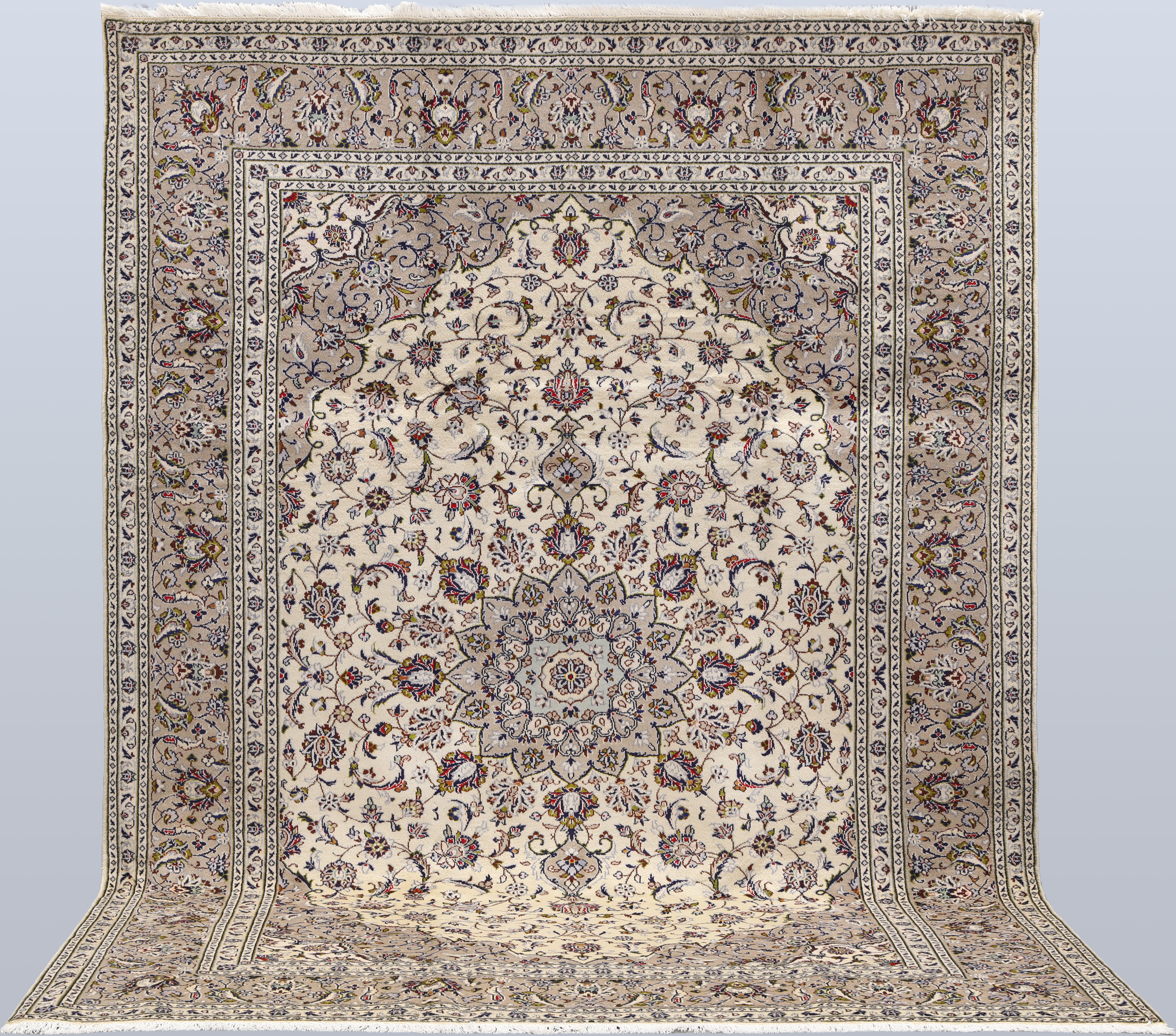 ORIENTMATTA. Ljus Keshan, 344 x 246 cm.