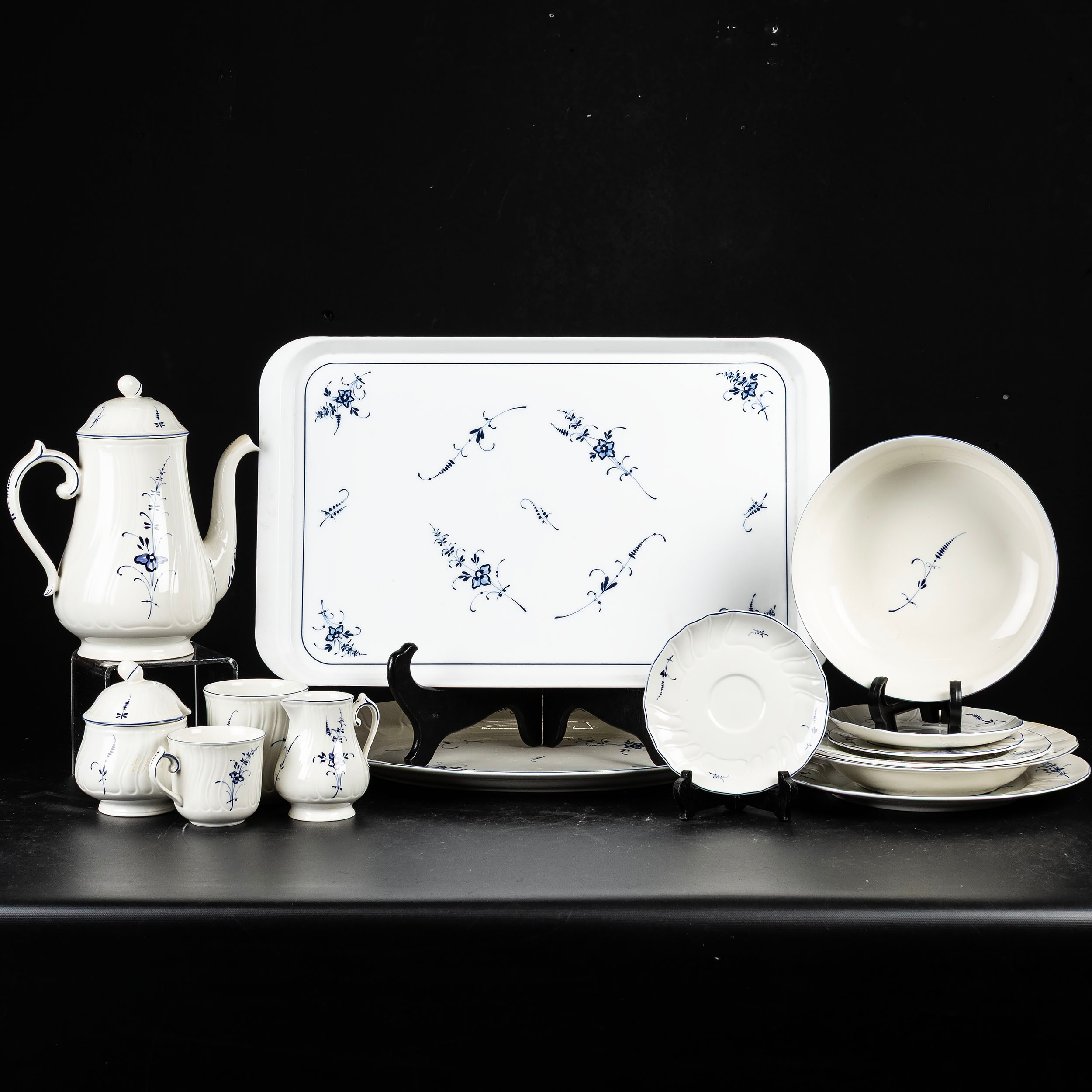 SERVIS, 96 delar, "Vieux Luxembourg", Villeroy & Boch.