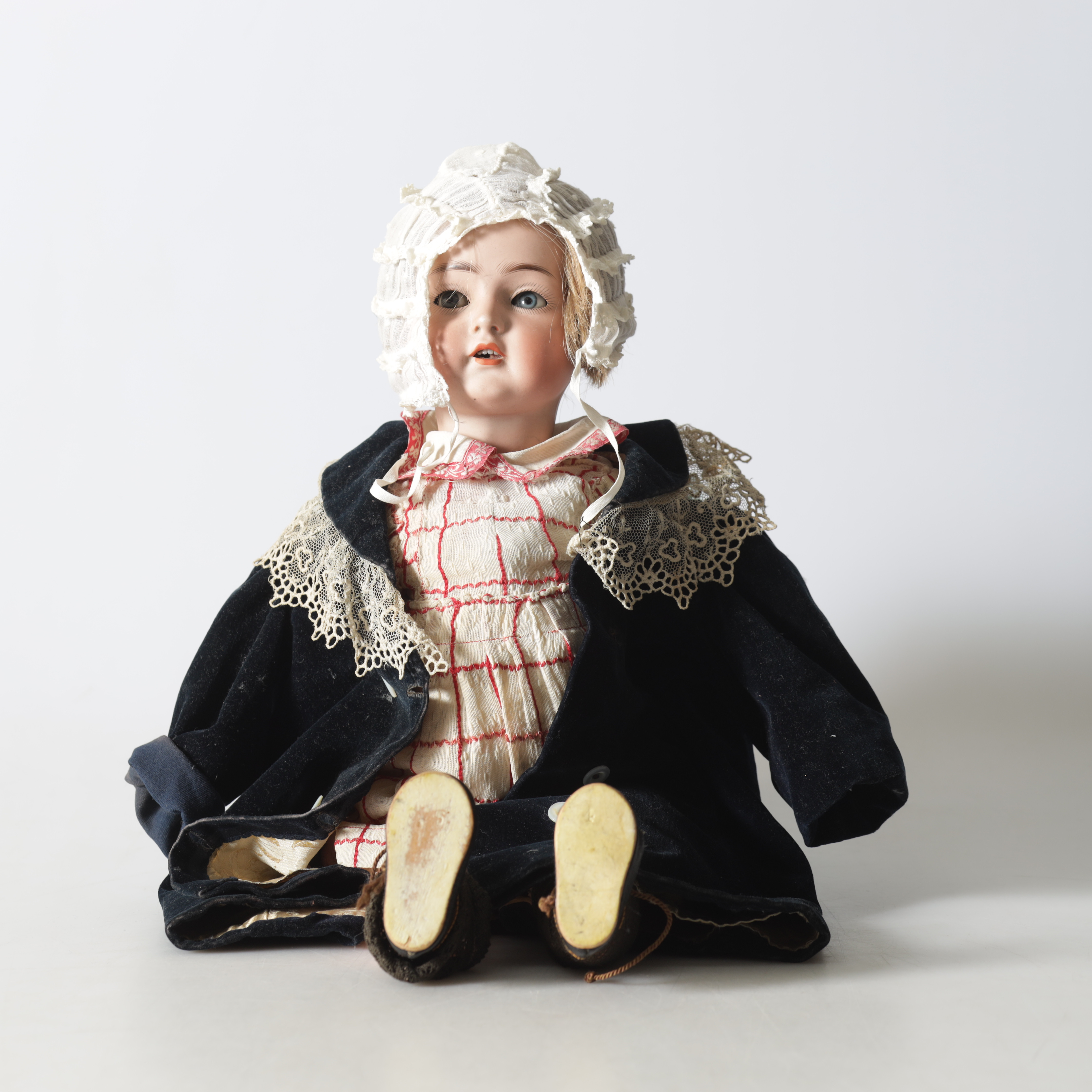 DOCKA, biskvi, troligen Simon & Halbig, Tyskland, 1900-talets början.