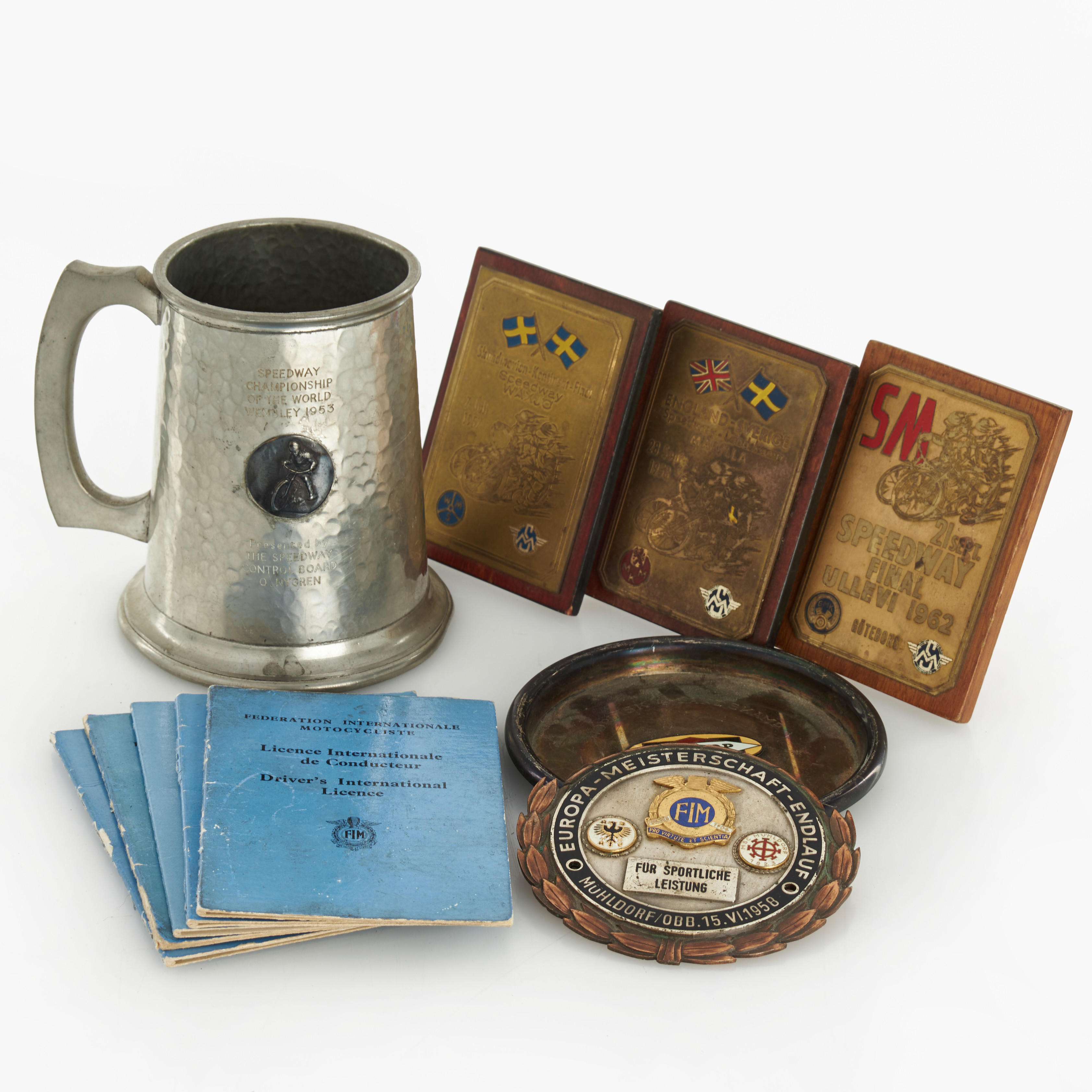 SPEEDWAYMEMORABILIA, "Varg-Olle" Nygren, 11 dlr., körkort, plaketter, stop mm., bl.a Världsmästerskapet 1953, Europamästerskaps-finalen 1958.