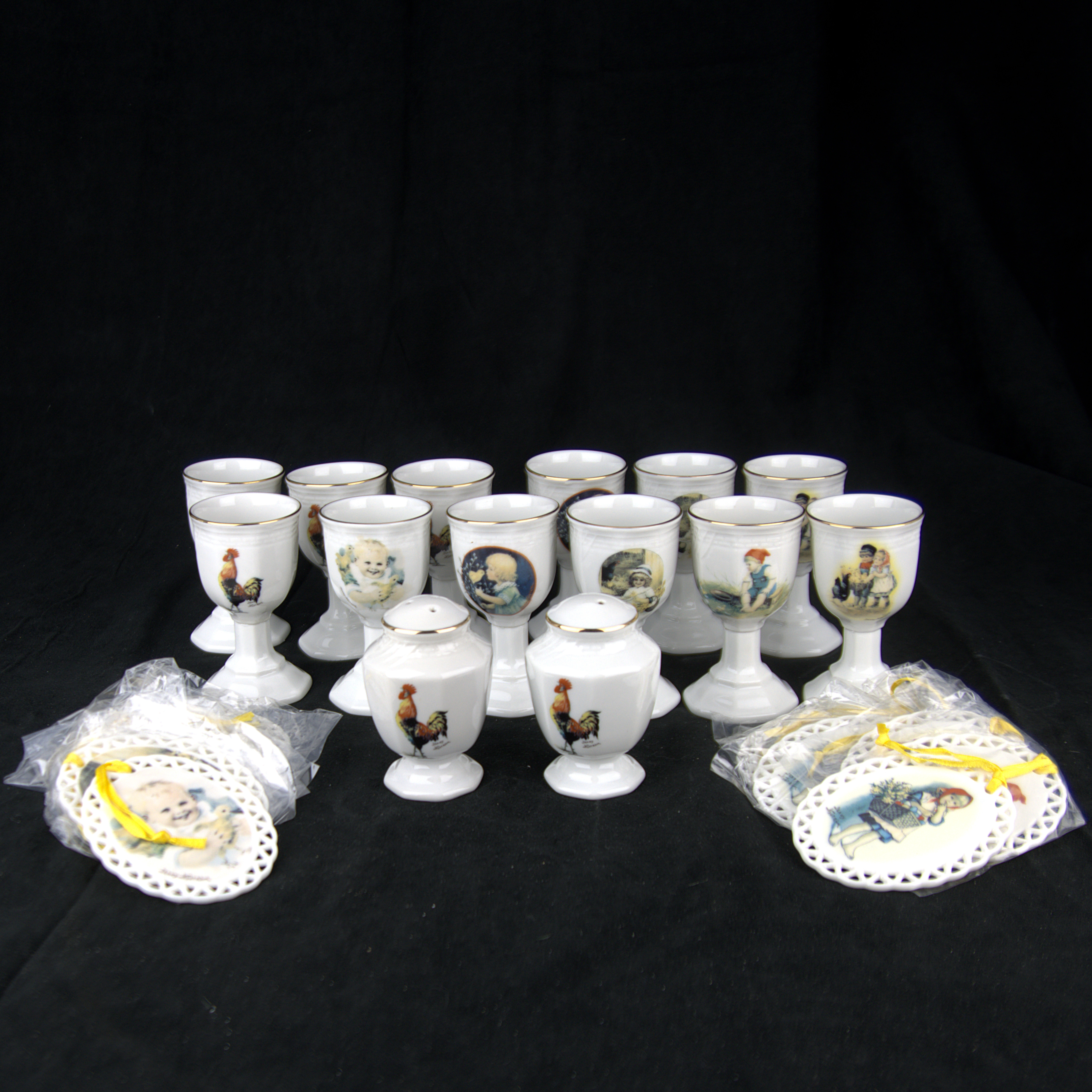 ÄGGKOPPAR, STRÖARE och PÅSKPYNT, 12 + 2 + 12 delar, porslin, motiv eft. Jenny Lind.