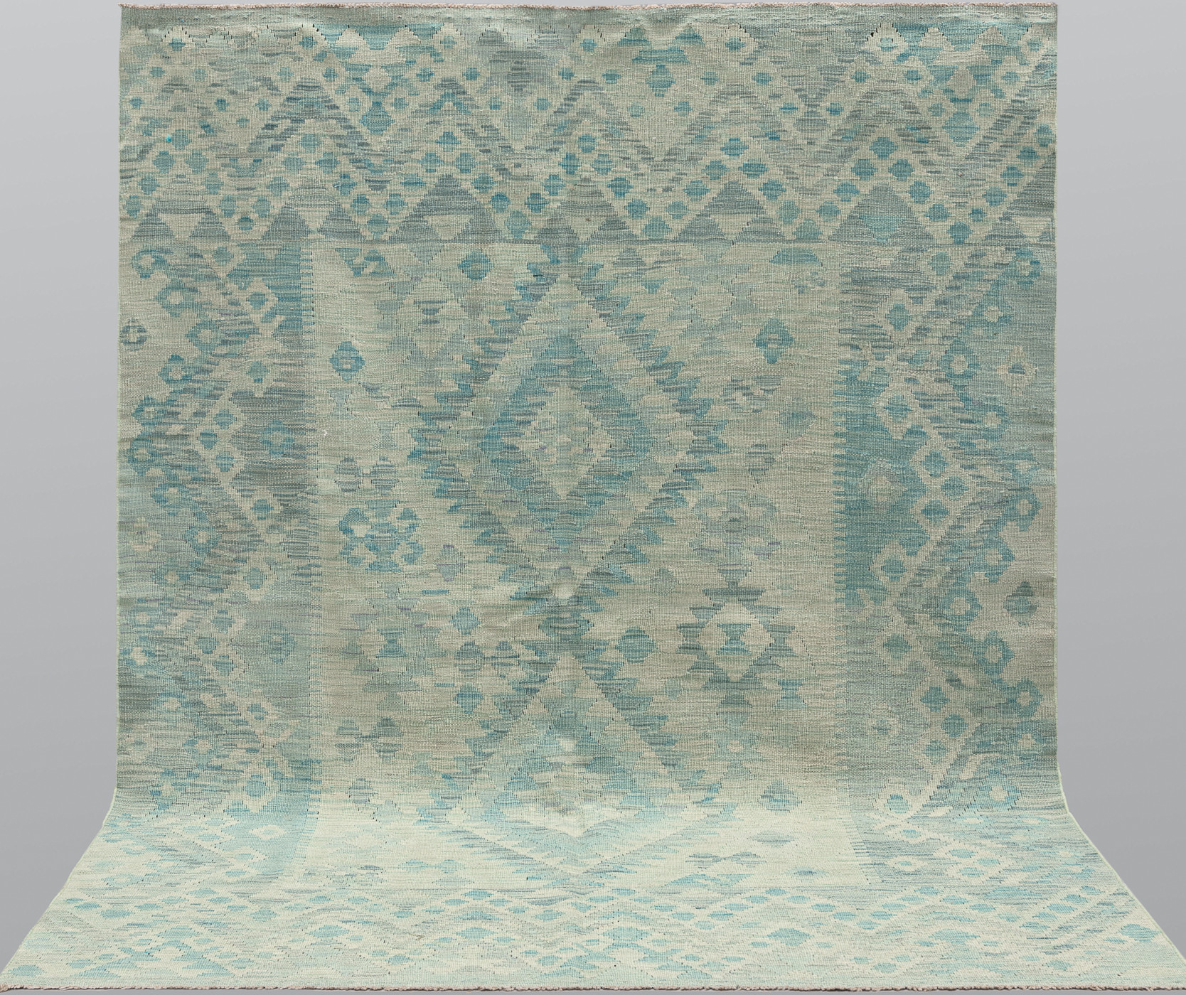 ORIENTMATTA. Kelim klassisk design, 246 x 158 cm.