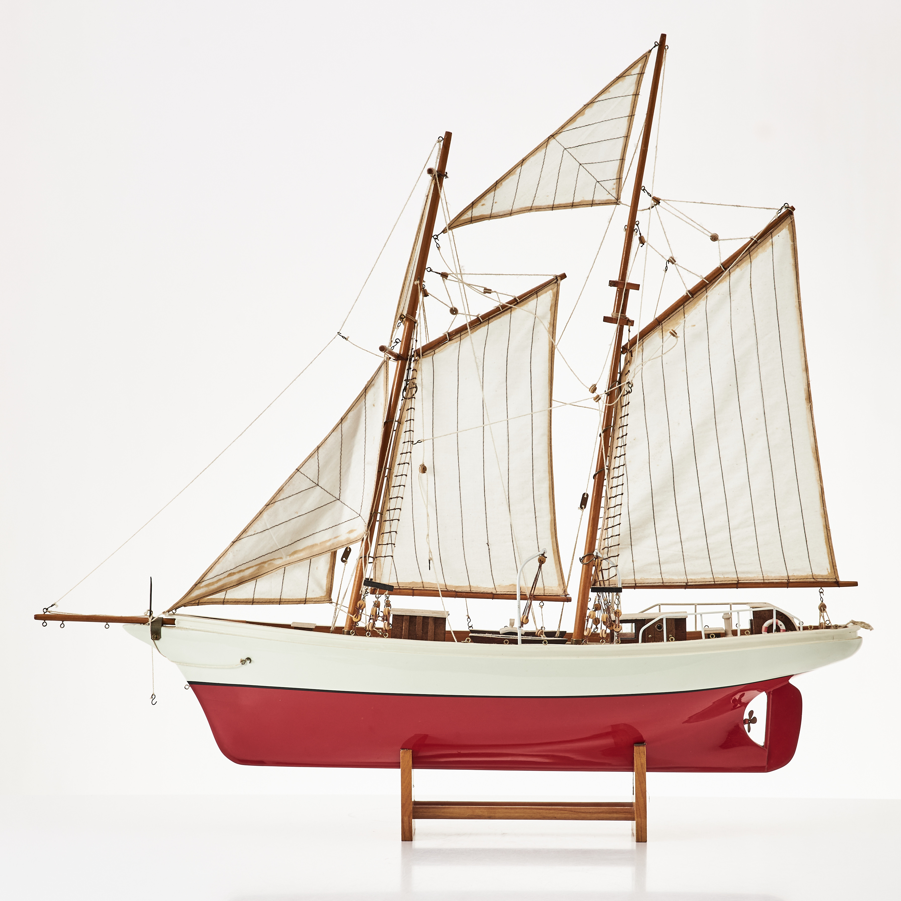 MODELLBÅT, 1900-talets andra hälft, segelbåt.