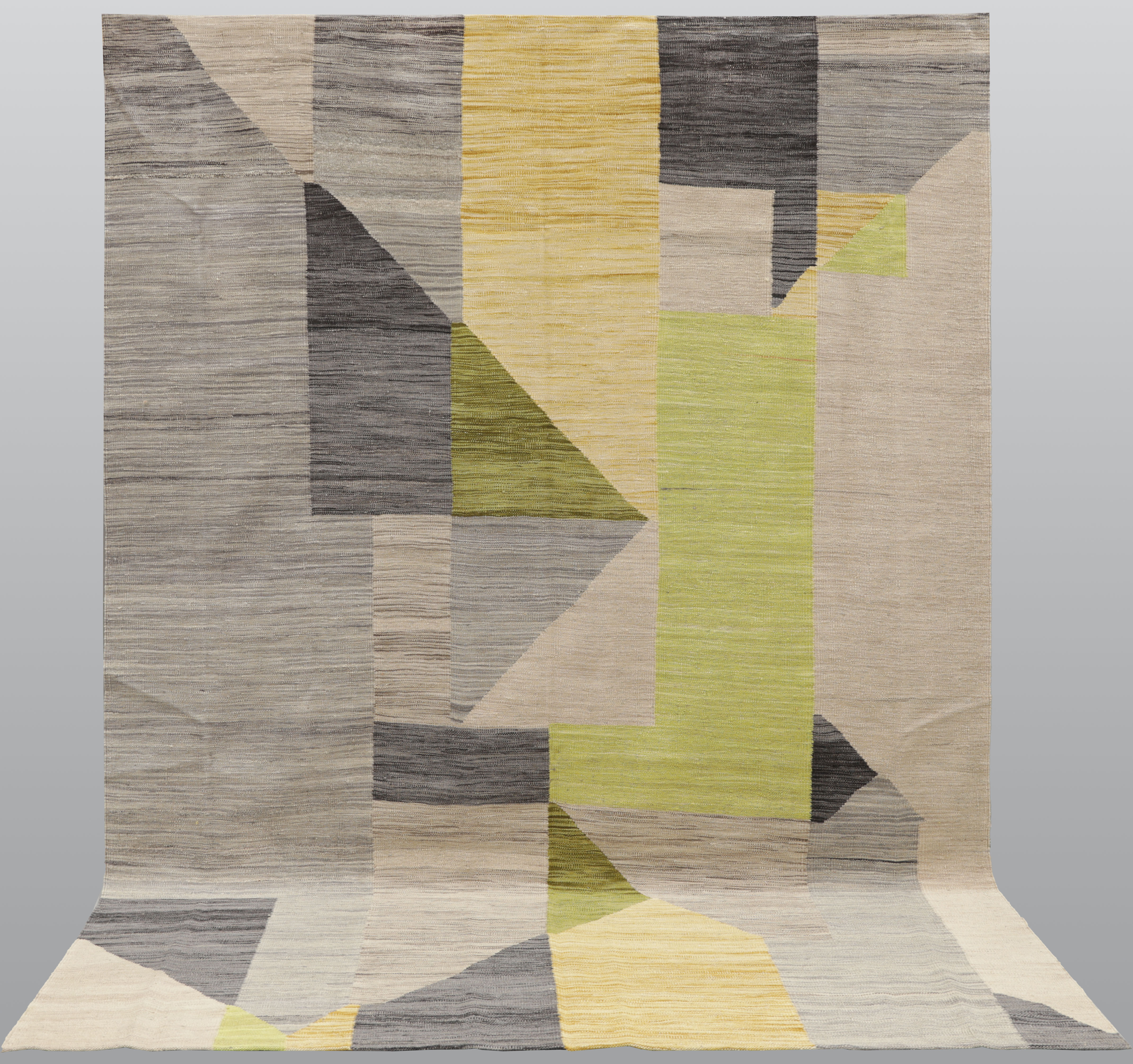 MATTA, Kelim, Modern design, ca 288x203 cm.