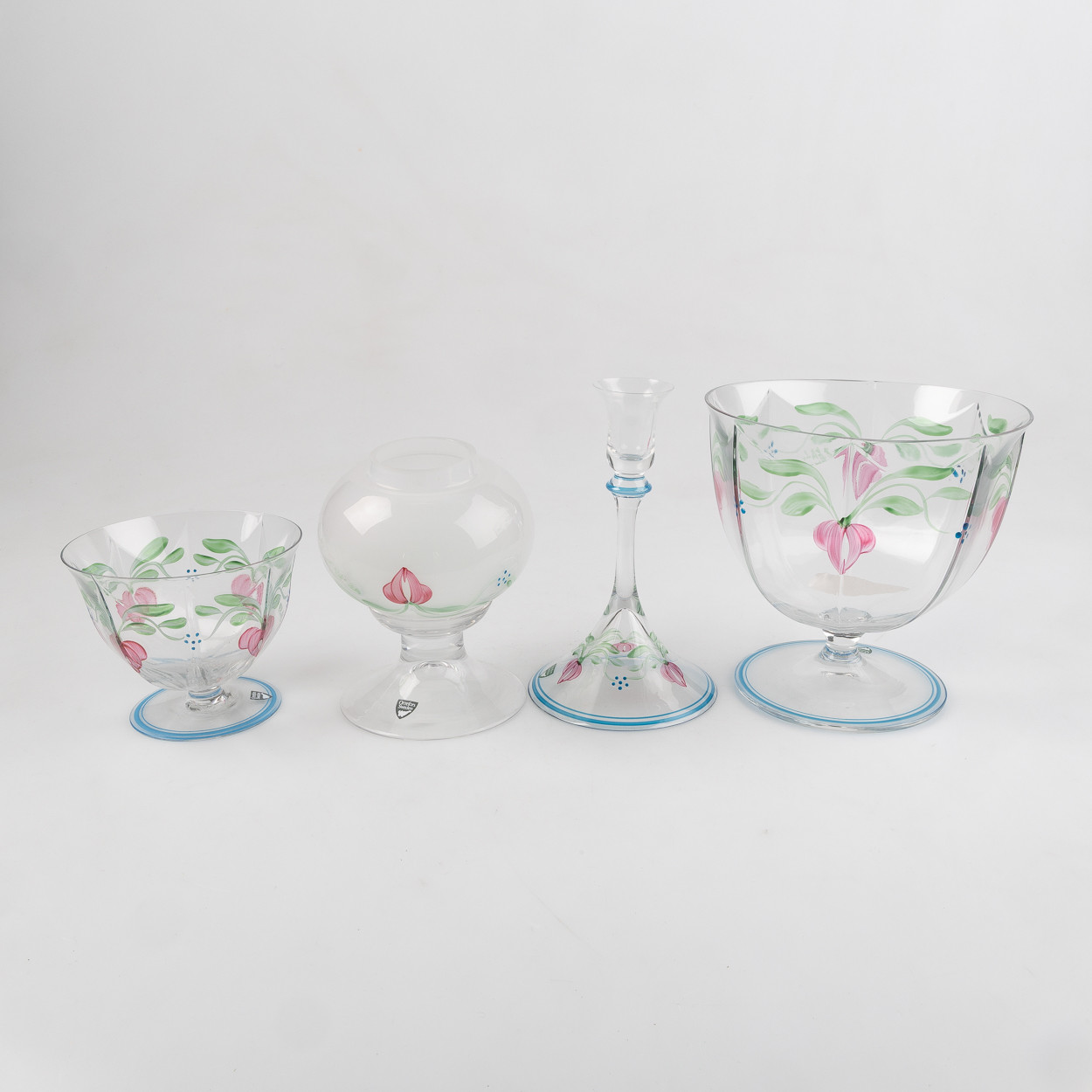 EVA ENGLUND. Skålar, ljuslykta samt ljusstake, 6 delar "Maja", Orrefors.