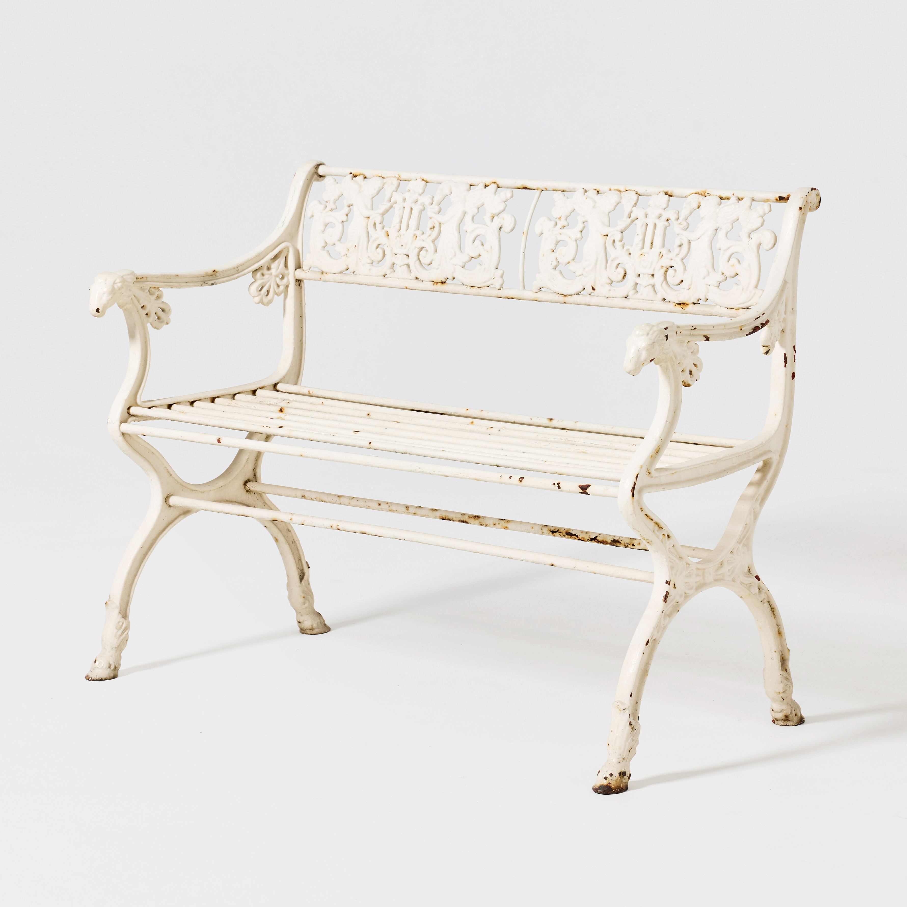 KARL FRIEDRICH SCHINKEL. Trädgårdsbänk, modellen formgiven ca. 1830, bemålat gutjärn.