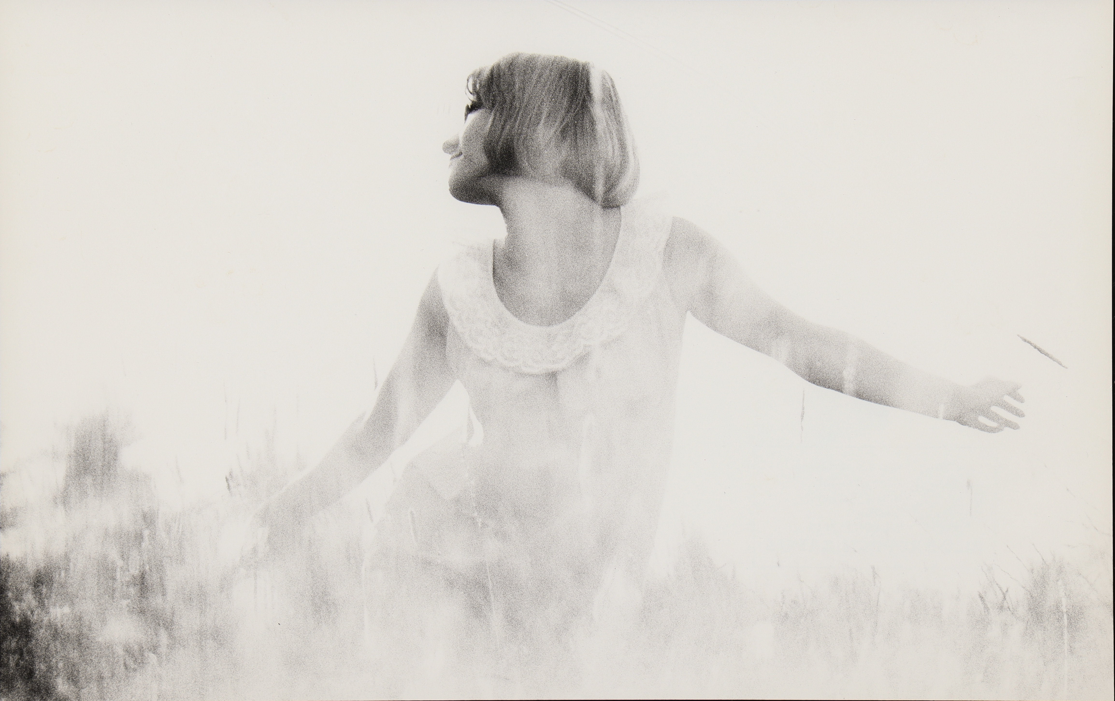 NILS-ERIK WIKEBÄCK. Kvinna på äng.