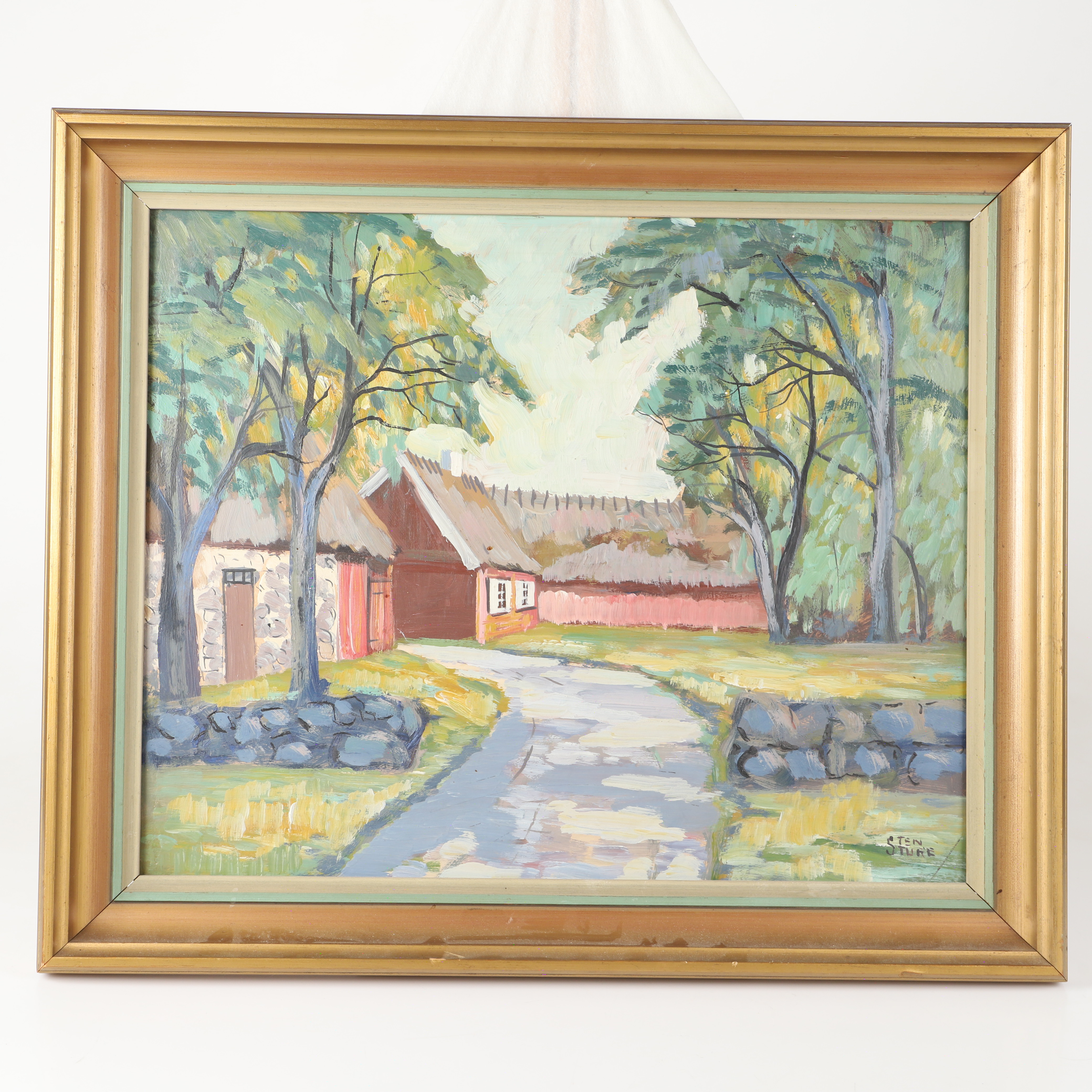 STEN STURE SANDGREN. Gårdsmotiv, olja på pannå, signerad Sten Sture.