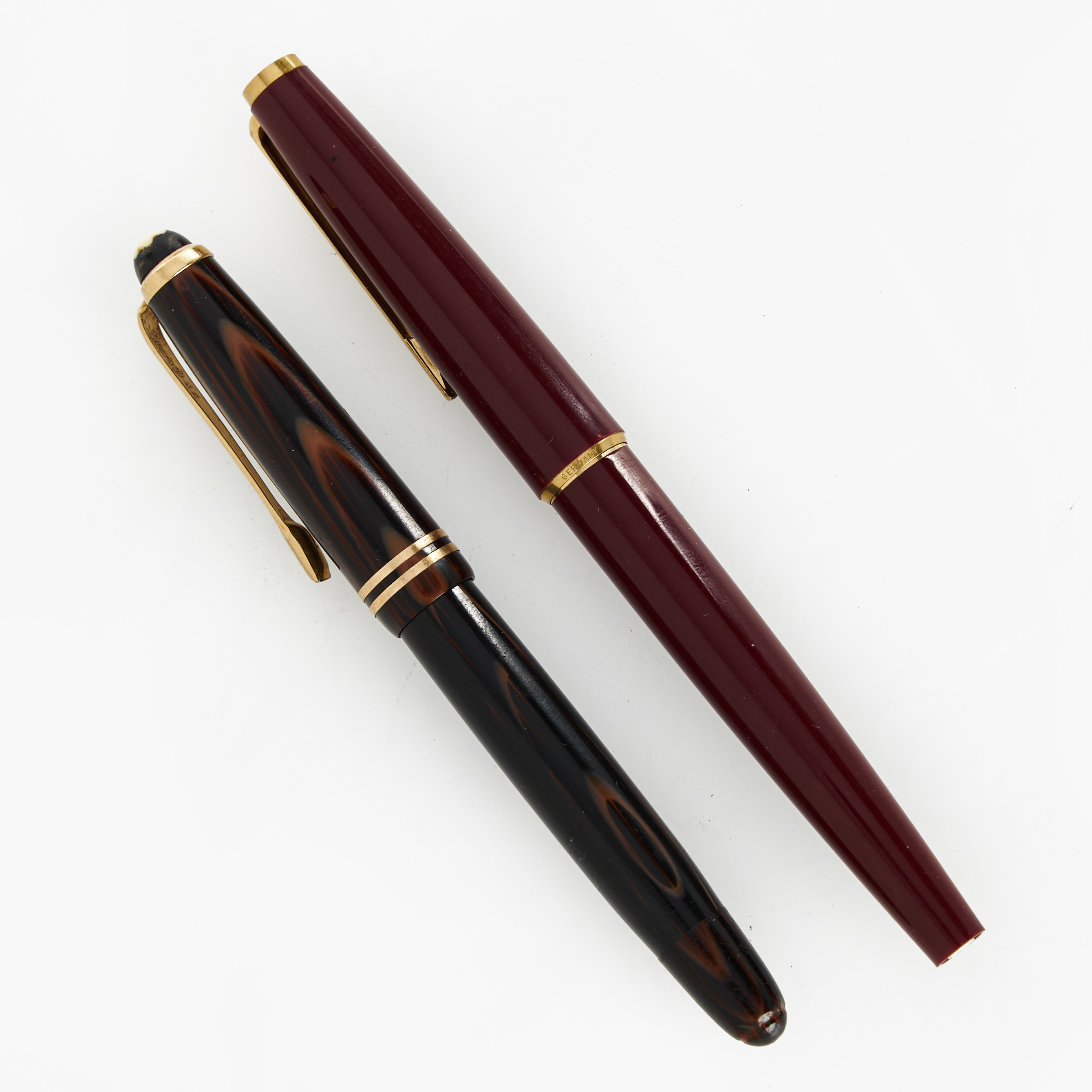 MONTBLANC, reservoarpennor, 2 st, "242 G" och "310".