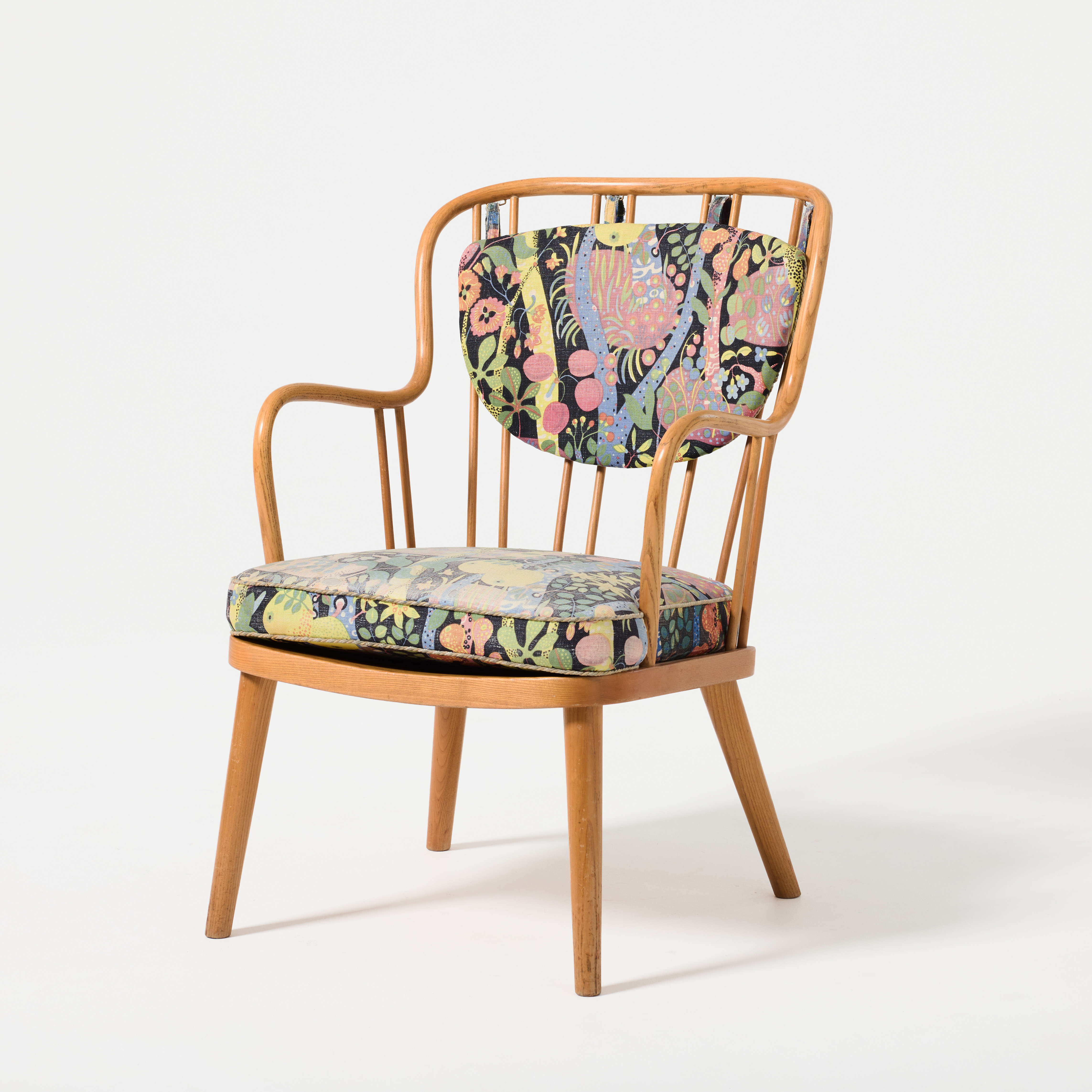 AAGE HERMAN OLSEN. Karmstol, Kocks Snickerifabrik, Trelleborg 1940-tal, modell 1774, alm.