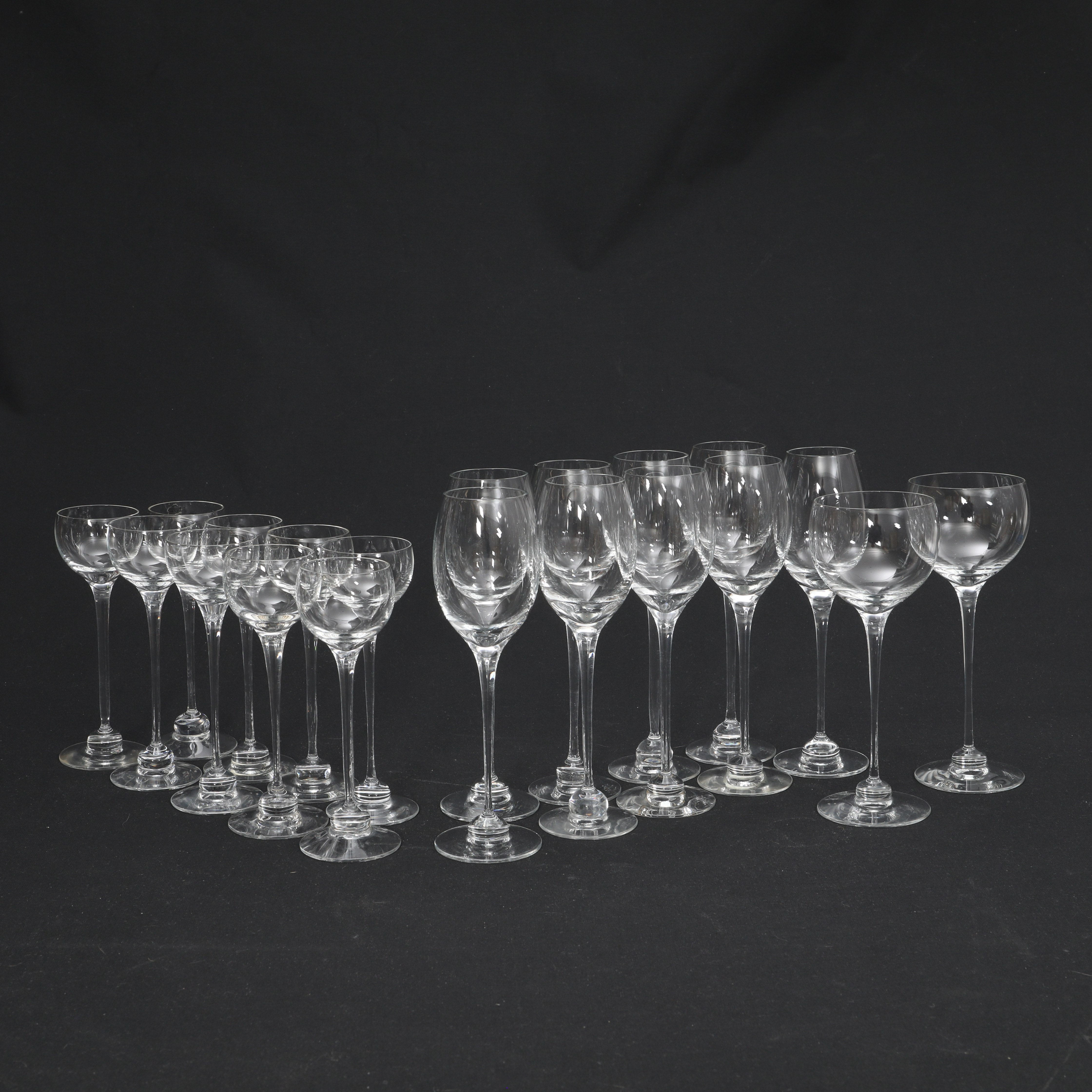 HEIKKI ORVOLA. GLASSERVIS, 20 delar, " Aurora ", Nuutajärvi, Arabia.