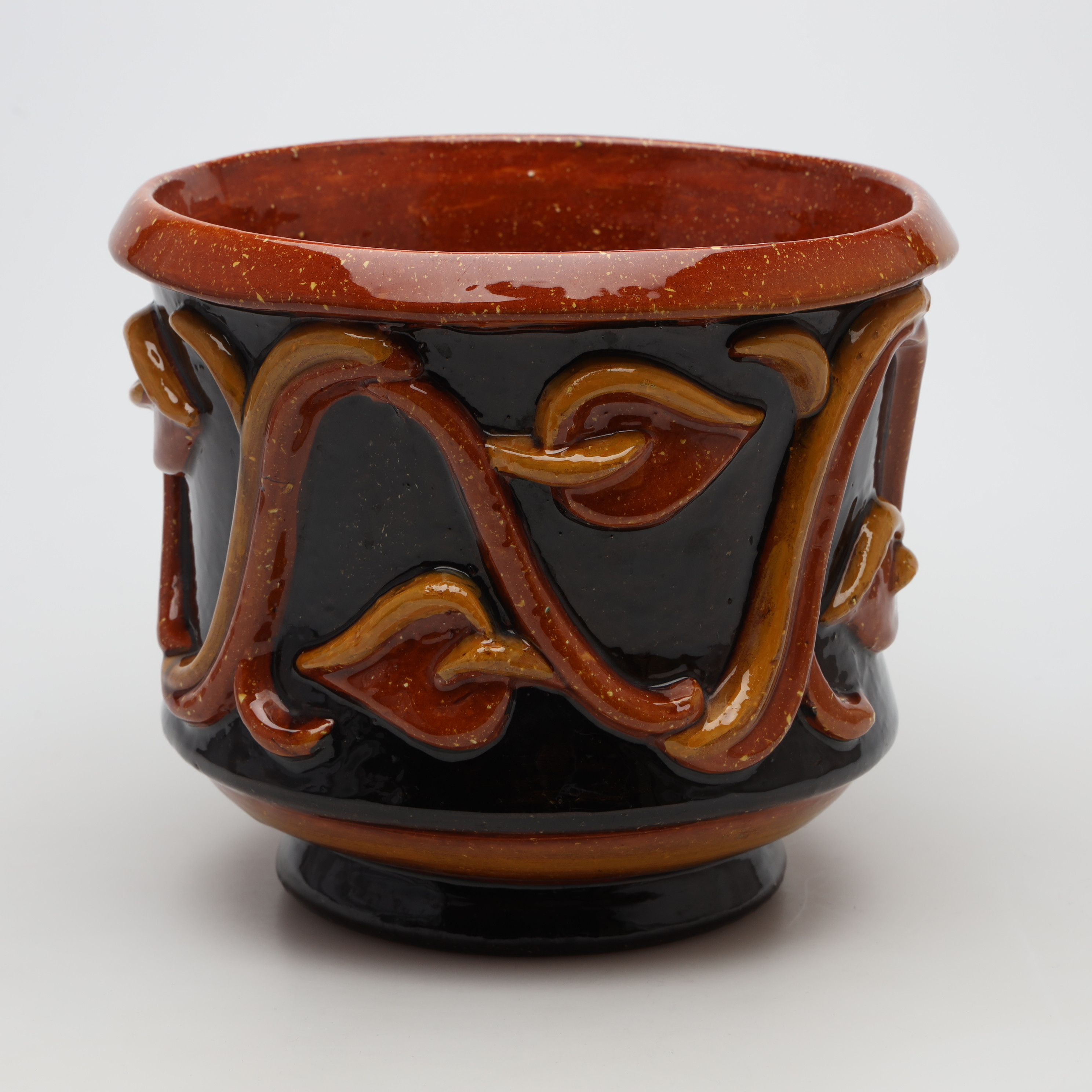 MAGGI WIBOM. YTTERFODER, keramik, Bo Fajans.