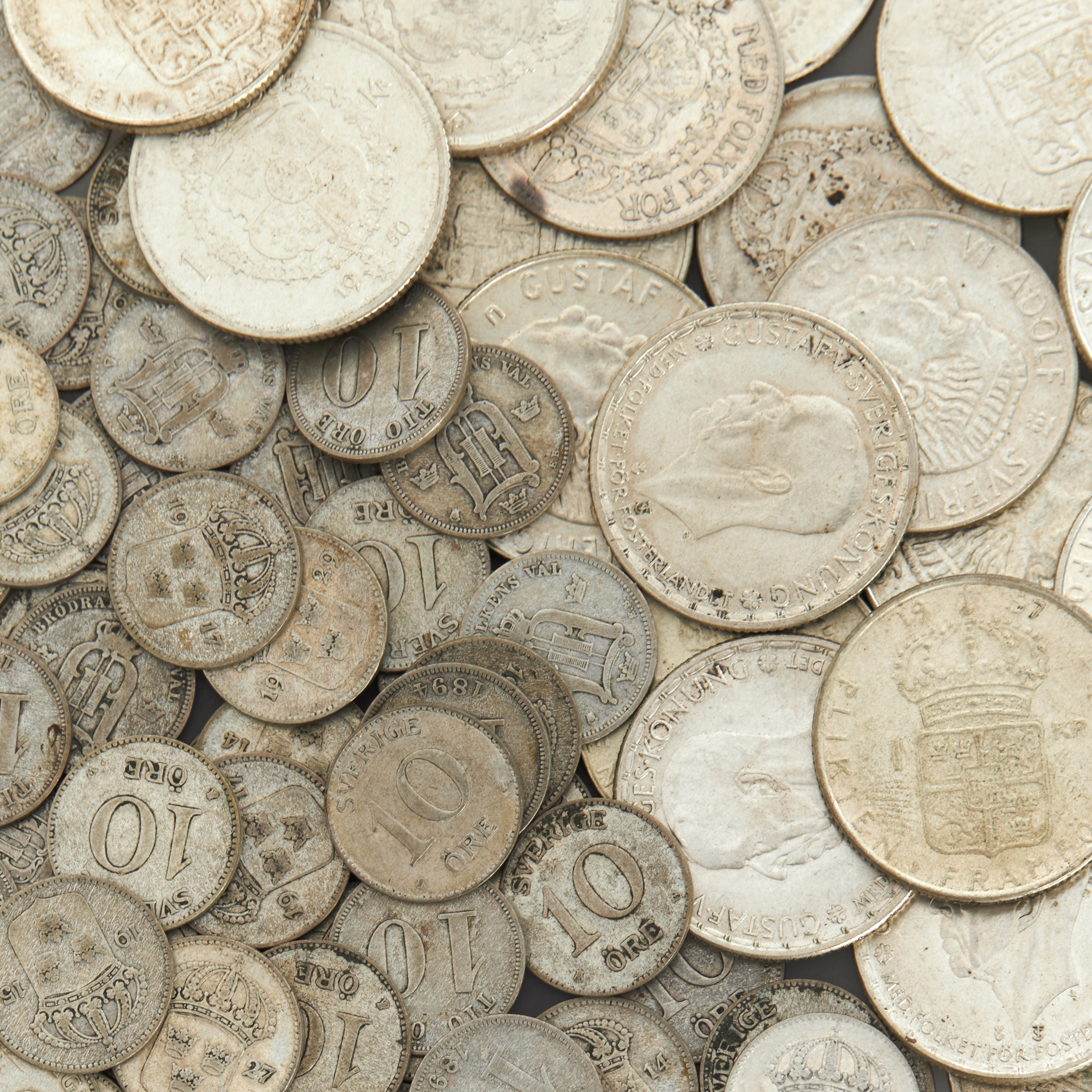 SILVERMYNT, 26 st enkronor 1942-68, 90 st. 10-öringar 1874-1962.