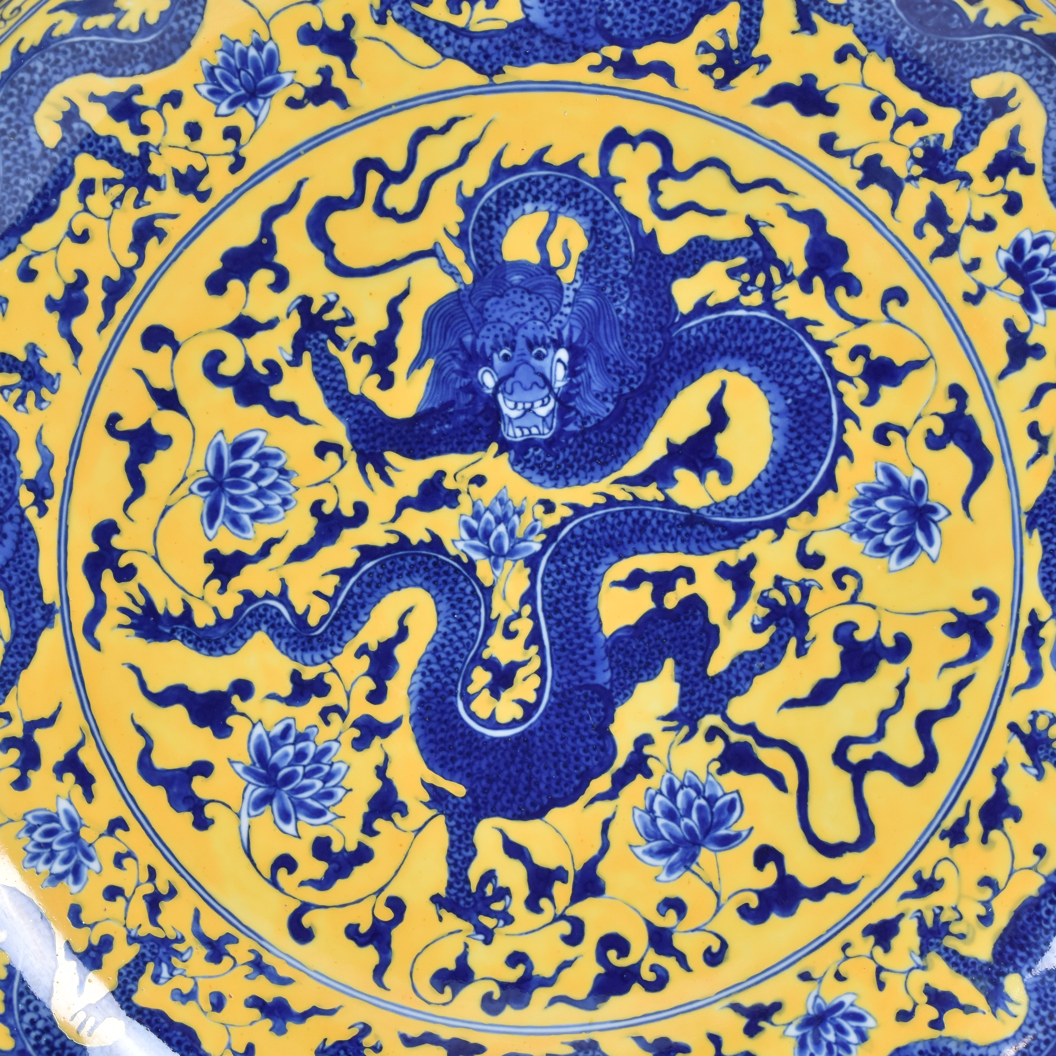 FAT, porslin, Kina, 1900-tal.