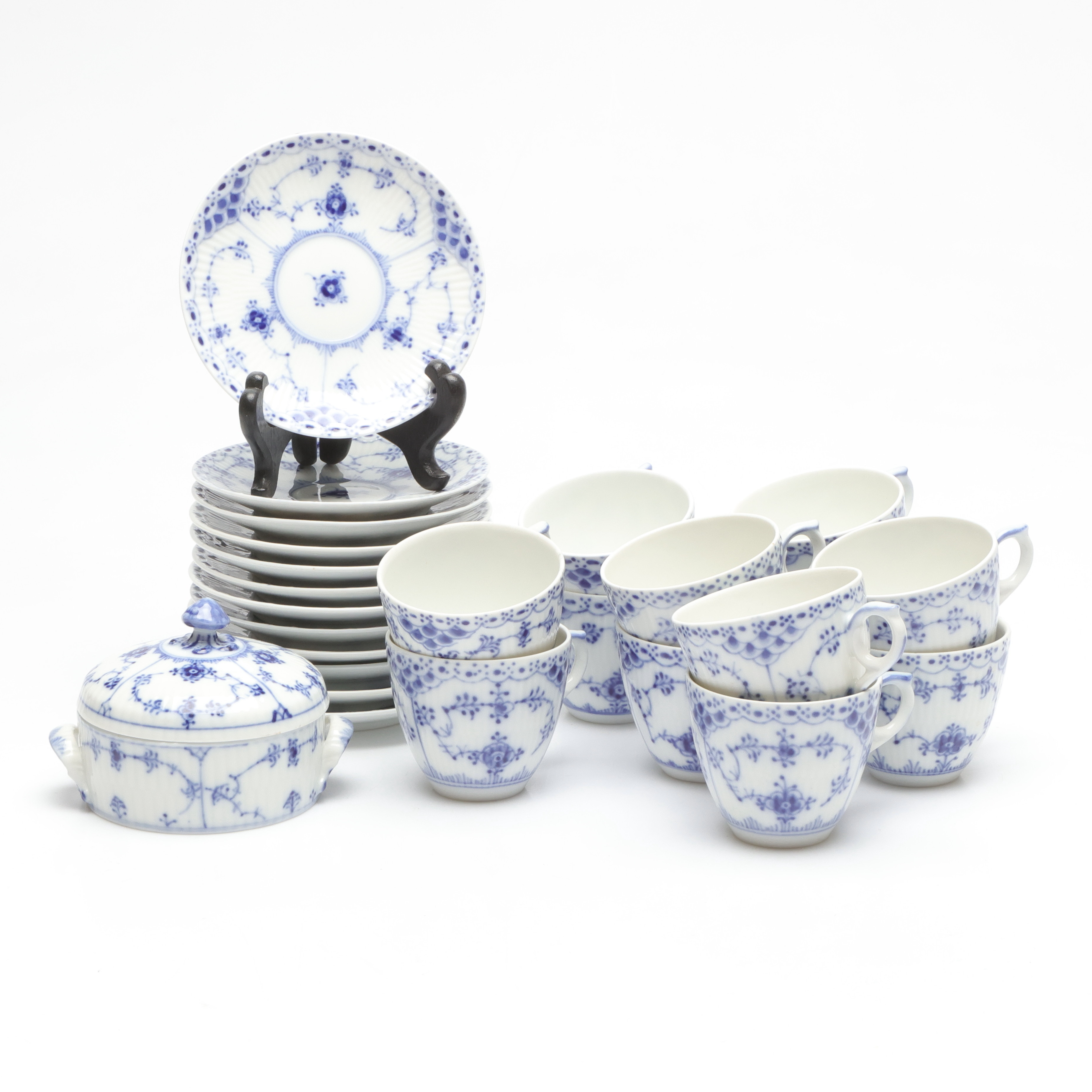 SERVISDELAR, 13 delar, porslin, Musselmalet, Royal Copenhagen, Danmark.