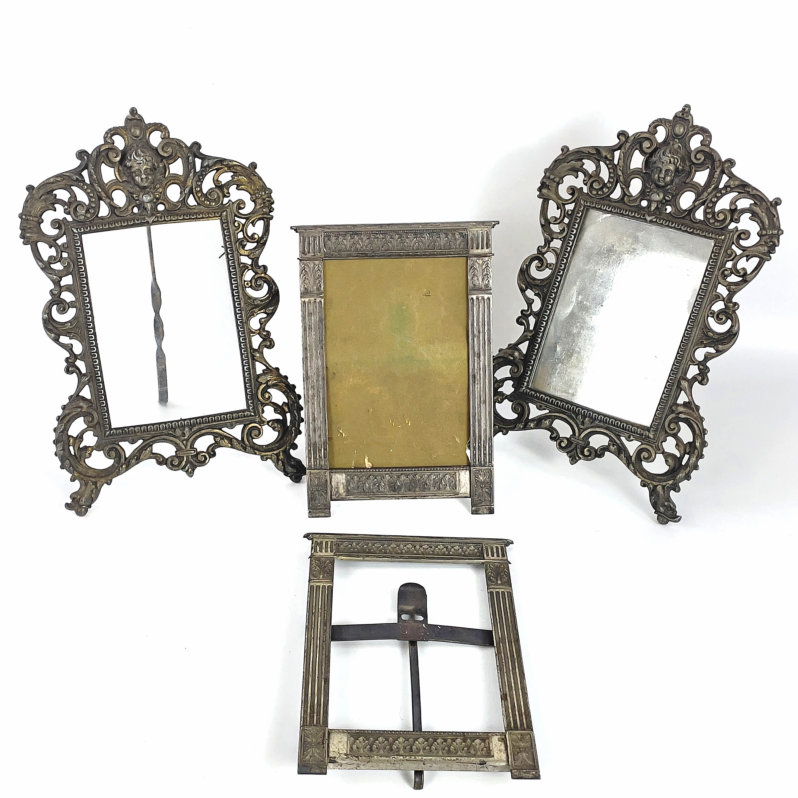 FOTORAMAR, 4 st. Järn och metall, 1900-talets första hälft.