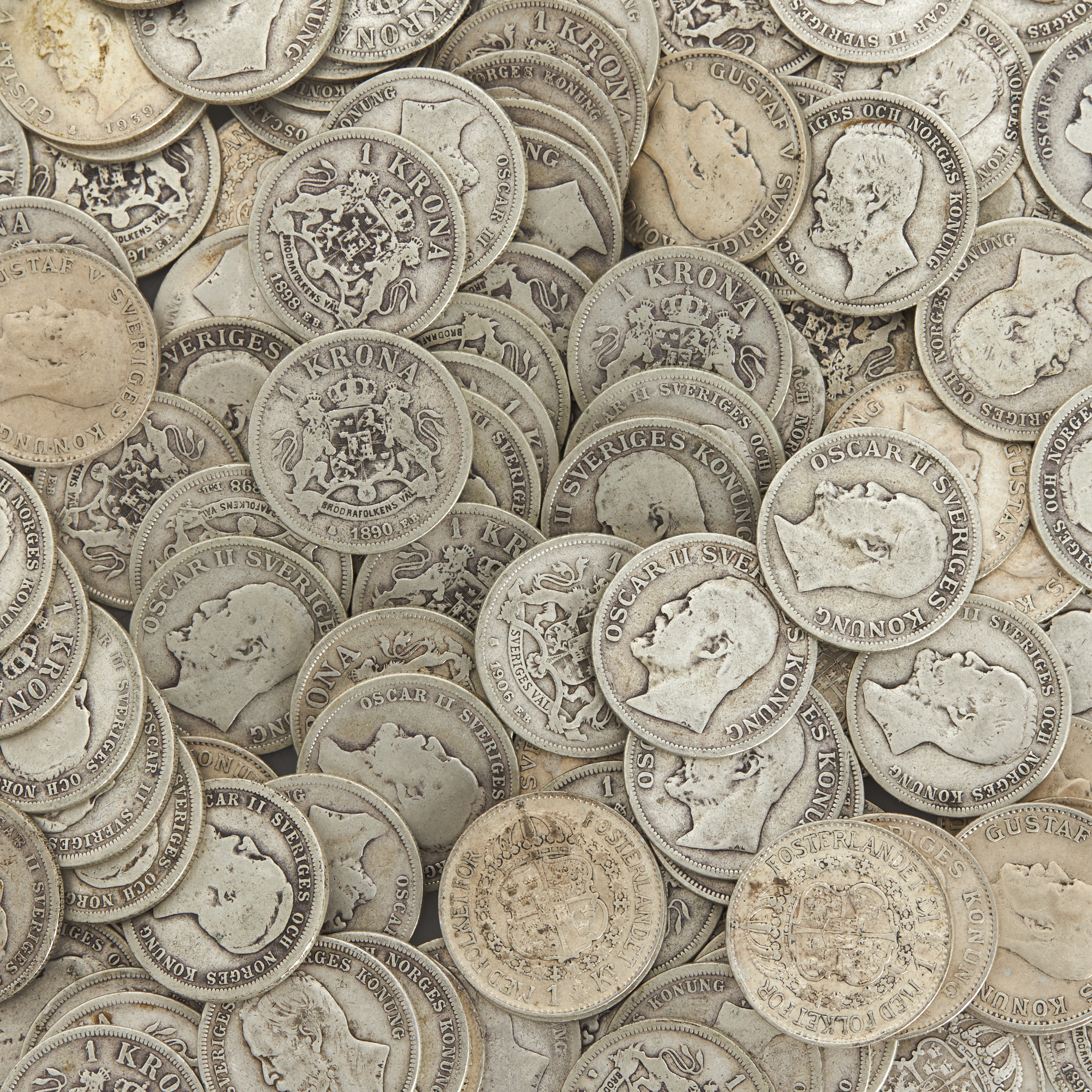 SILVERMYNT, OII - GV, 100 st 1-kronor 1875-1941.