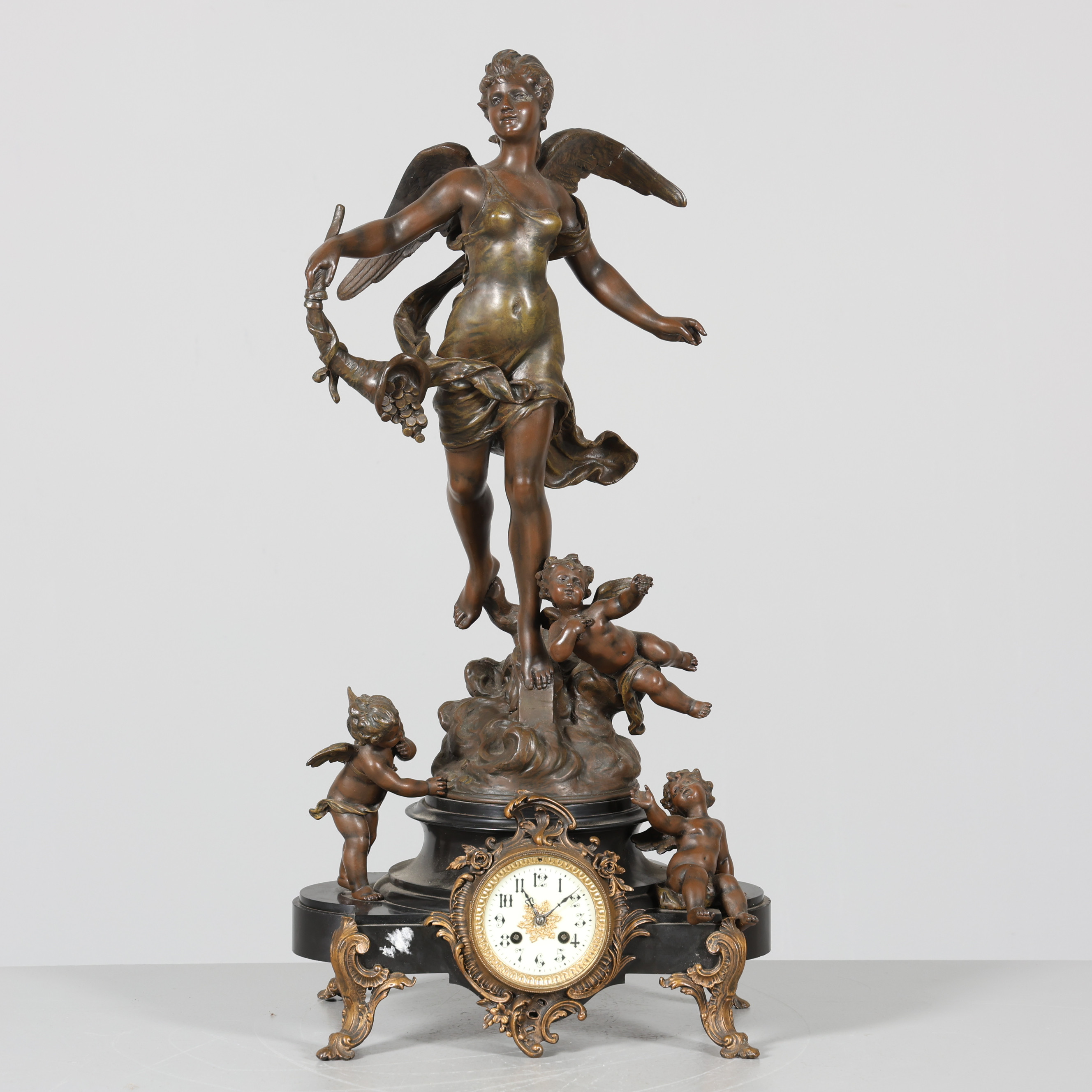 BORDSUR, rokokostil, metall samt trä.