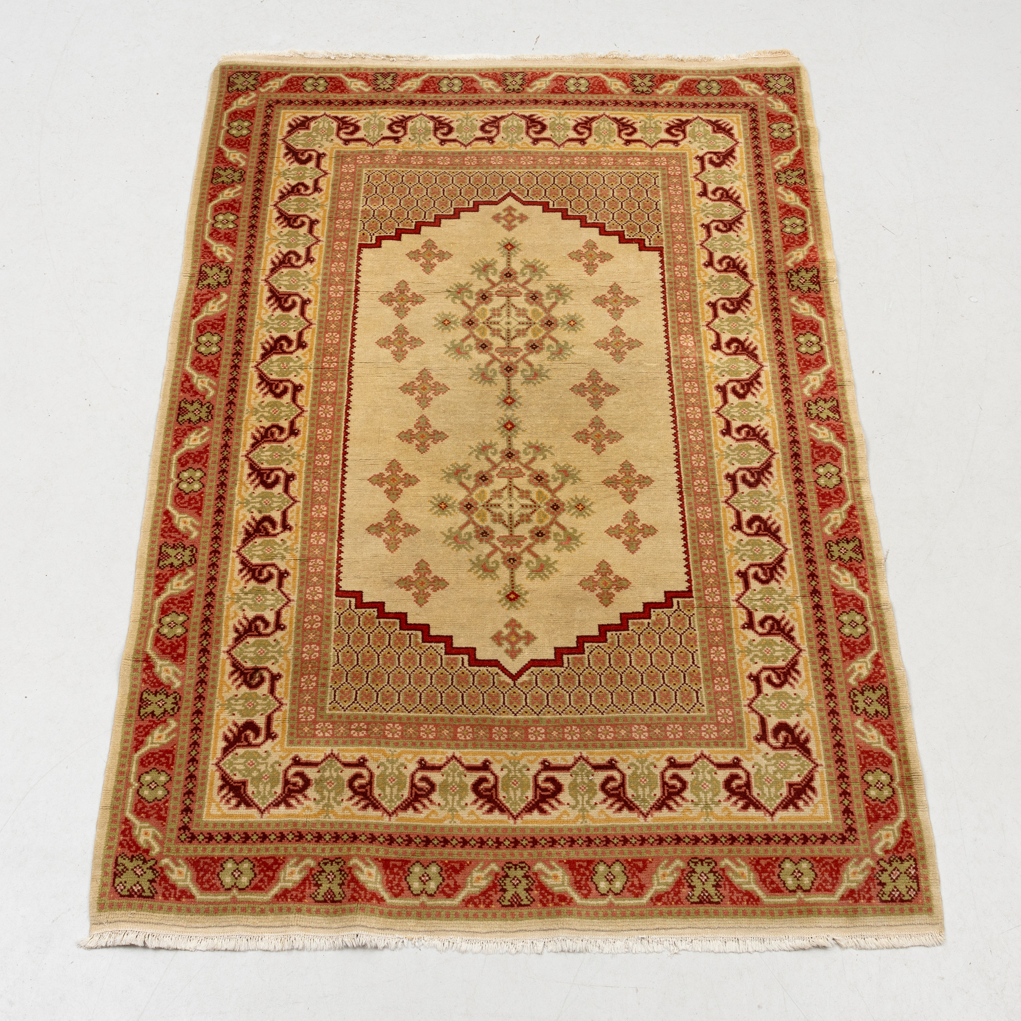 MATTA, orientalisk, ca 178 x 123 cm.