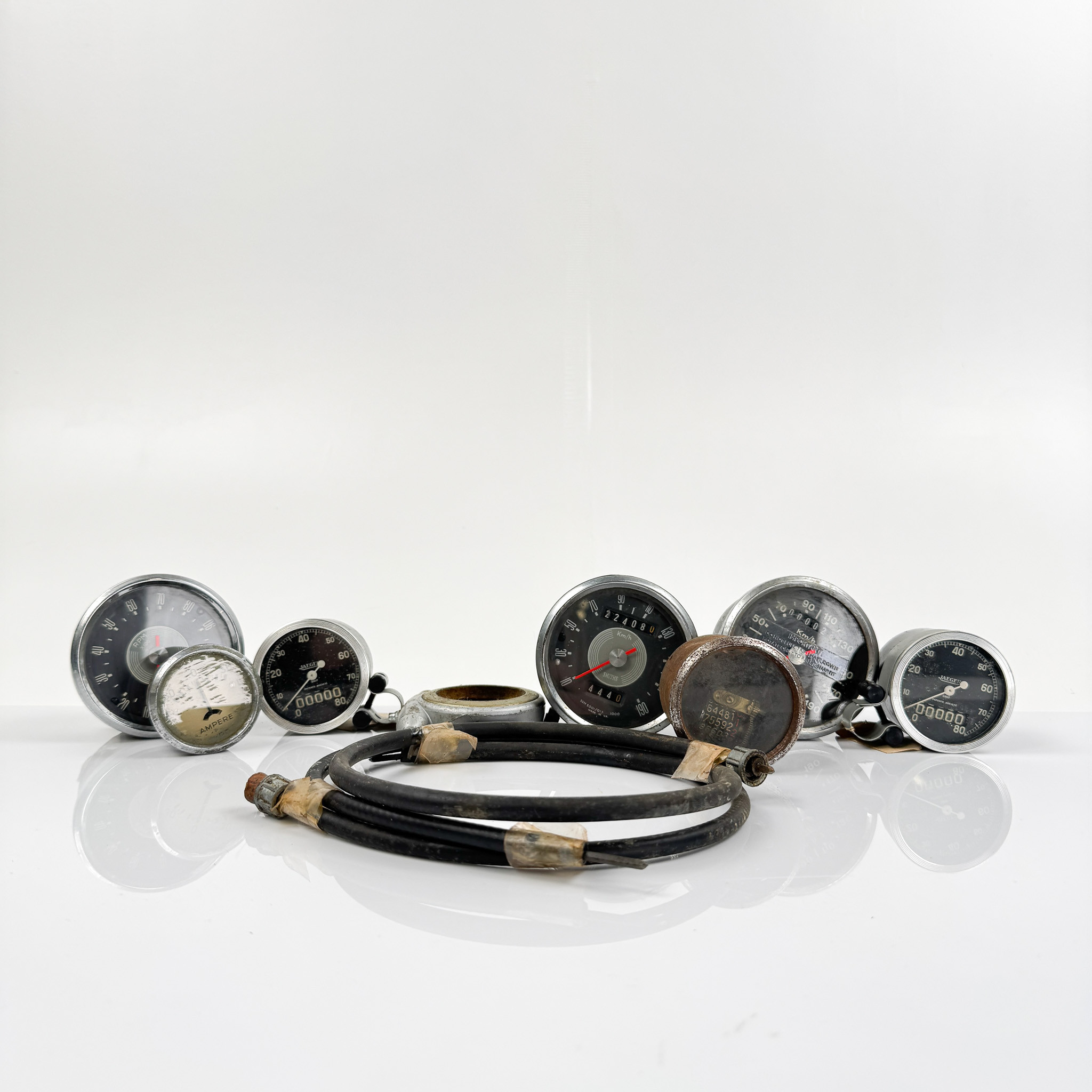 SMITHS, JAEGER, mätare och delar, omkring 1900-talets mitt, England.