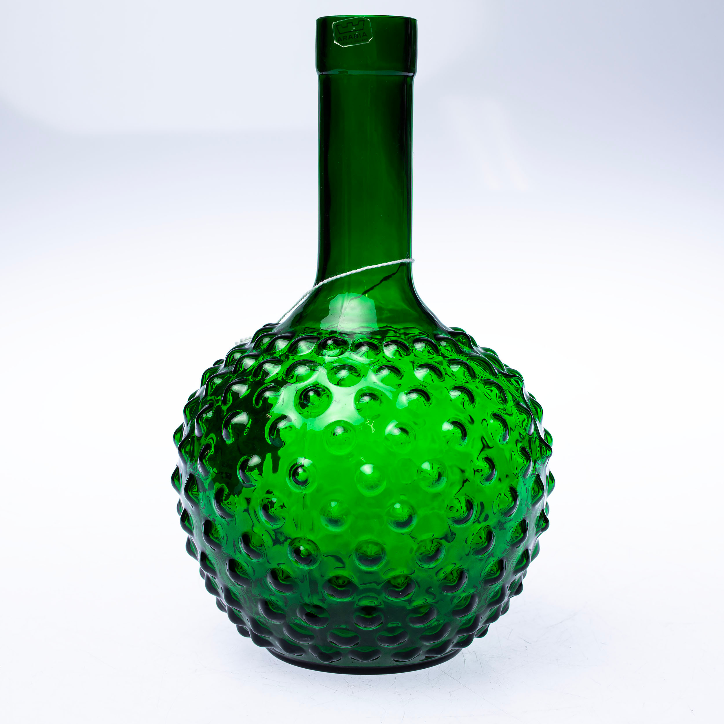 SAARA HOPEA. Vas, Arabia, Finland, 1960-tal.